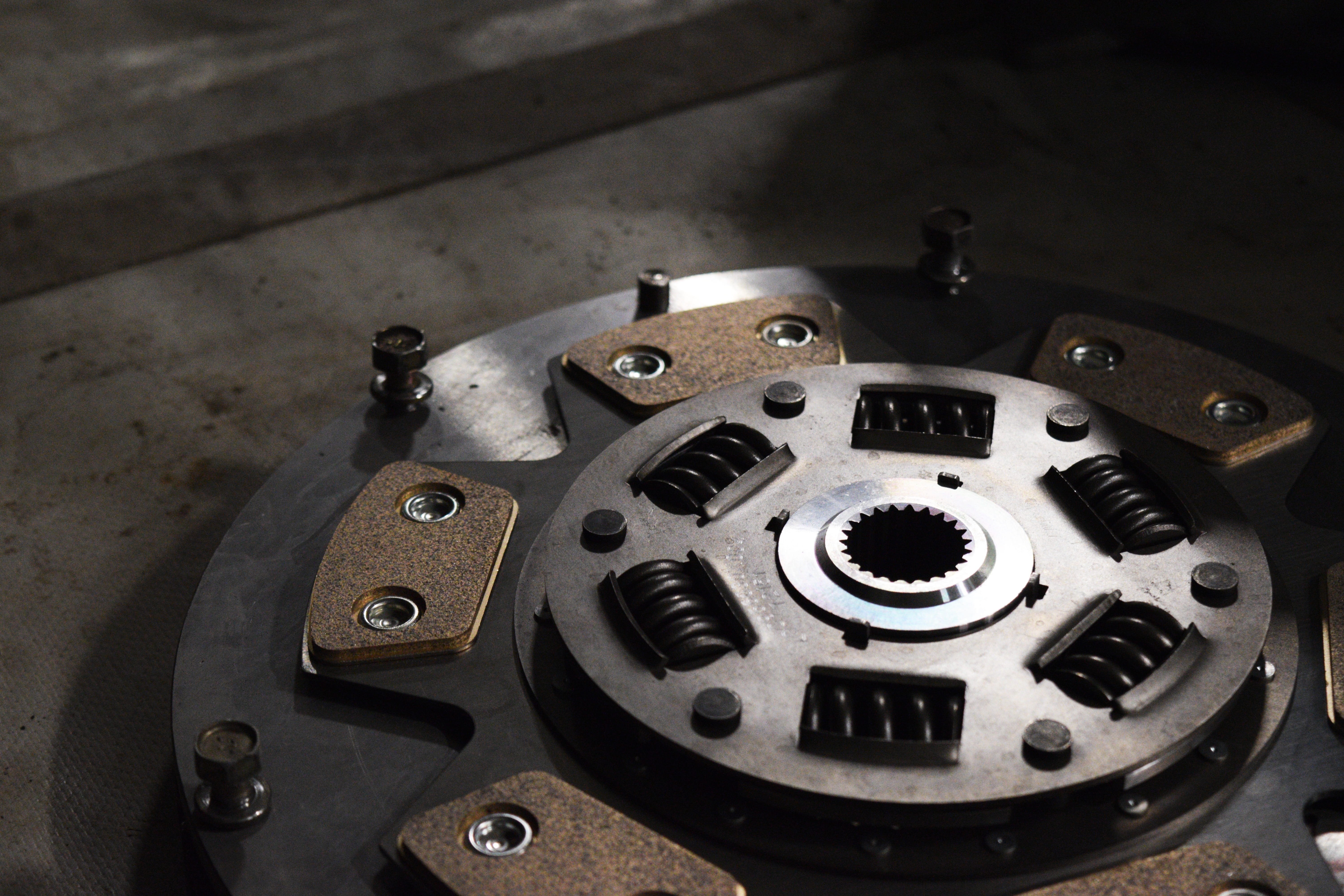 gray, no people, silver colored, technology, gear, automotive, steel, old, replacement, car parts, auto, still life, industry, disk, flywheel, communication, HD Wallpaper