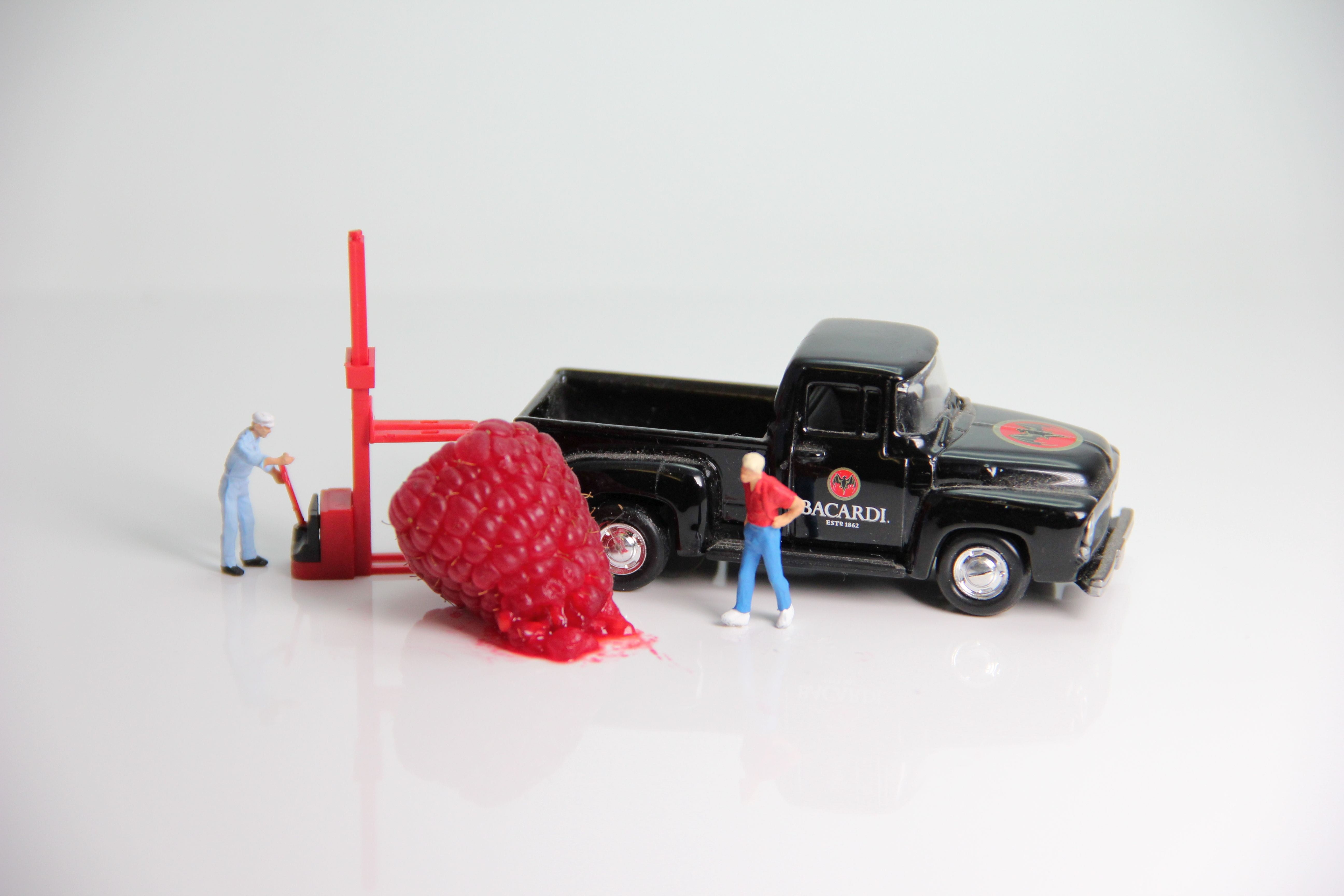 miniature, toy, h0, model construction figure, mite, mode of transportation, creativity, humorous, 5K, day, copy space, funny, standing, car, toys, close, HD Wallpaper