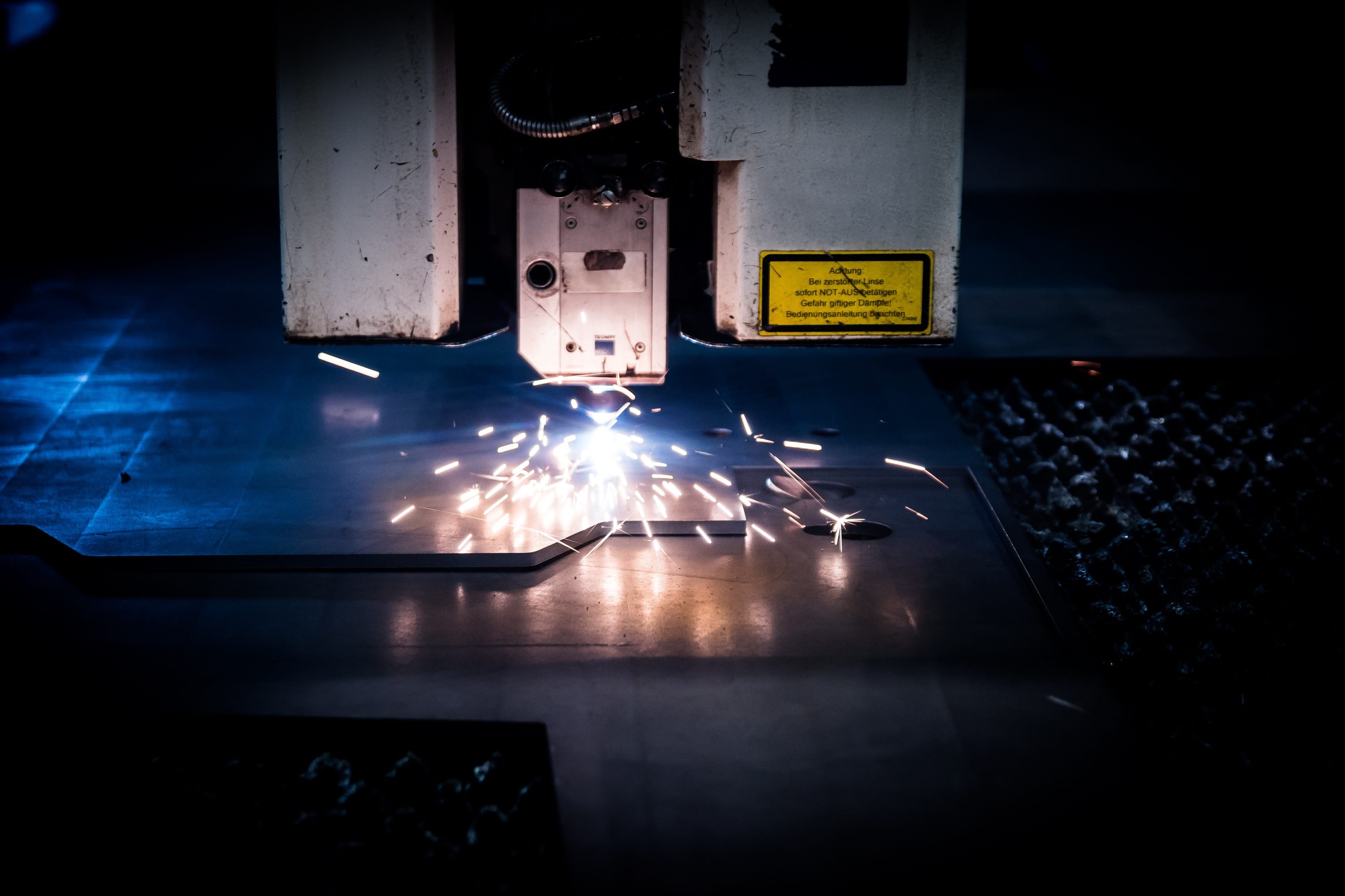 night, indoors, motion, mori, industrial, metal, factory, flooring, plasma cutting, the industry, technology, communication, tunnel, production, illuminated, HD Wallpaper