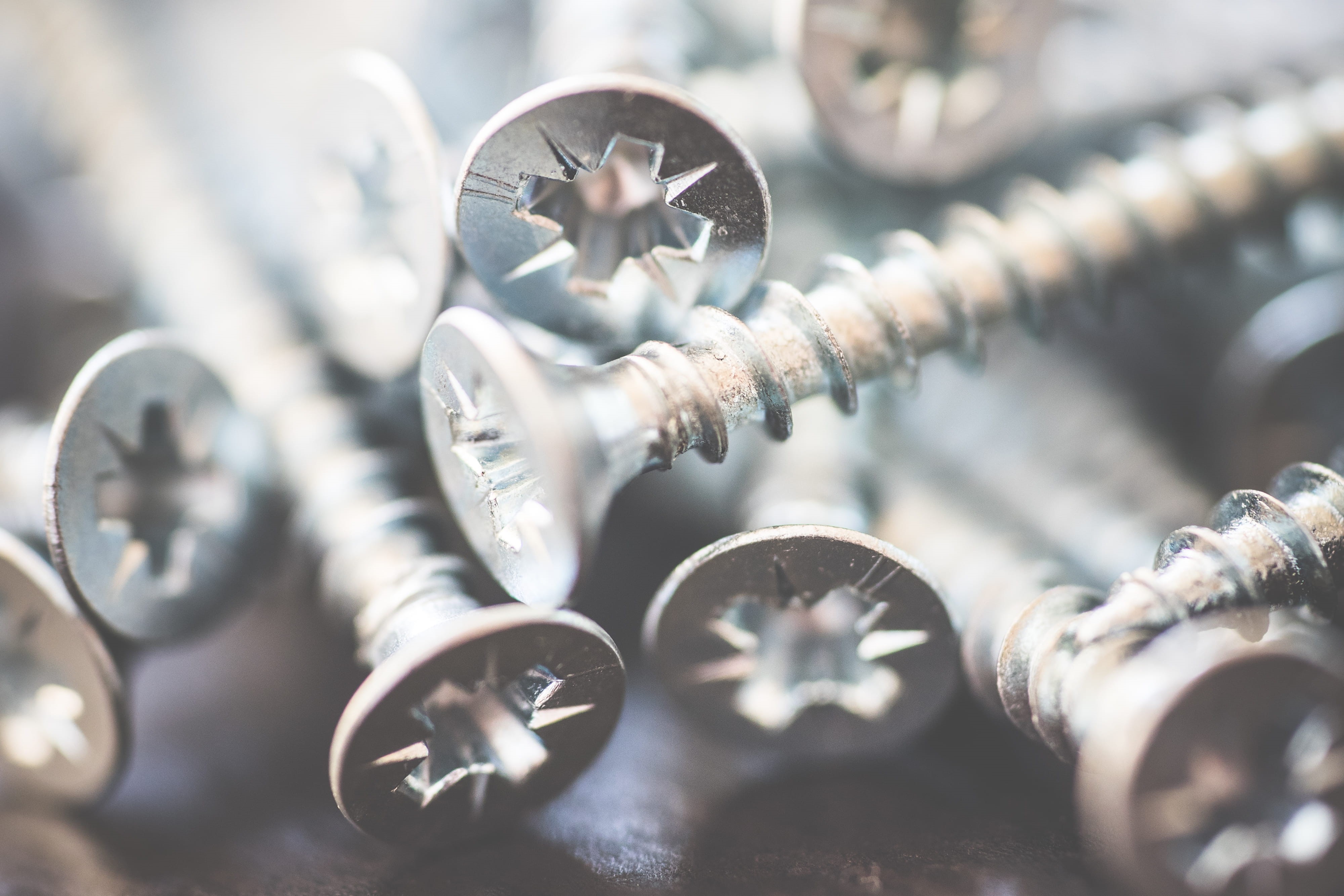 equipment, fix, Screws, industry, gear, metal, clock, technology, machine part, no people, machinery, backgrounds, close-up, service, shiny, Flat, silver colored, HD Wallpaper