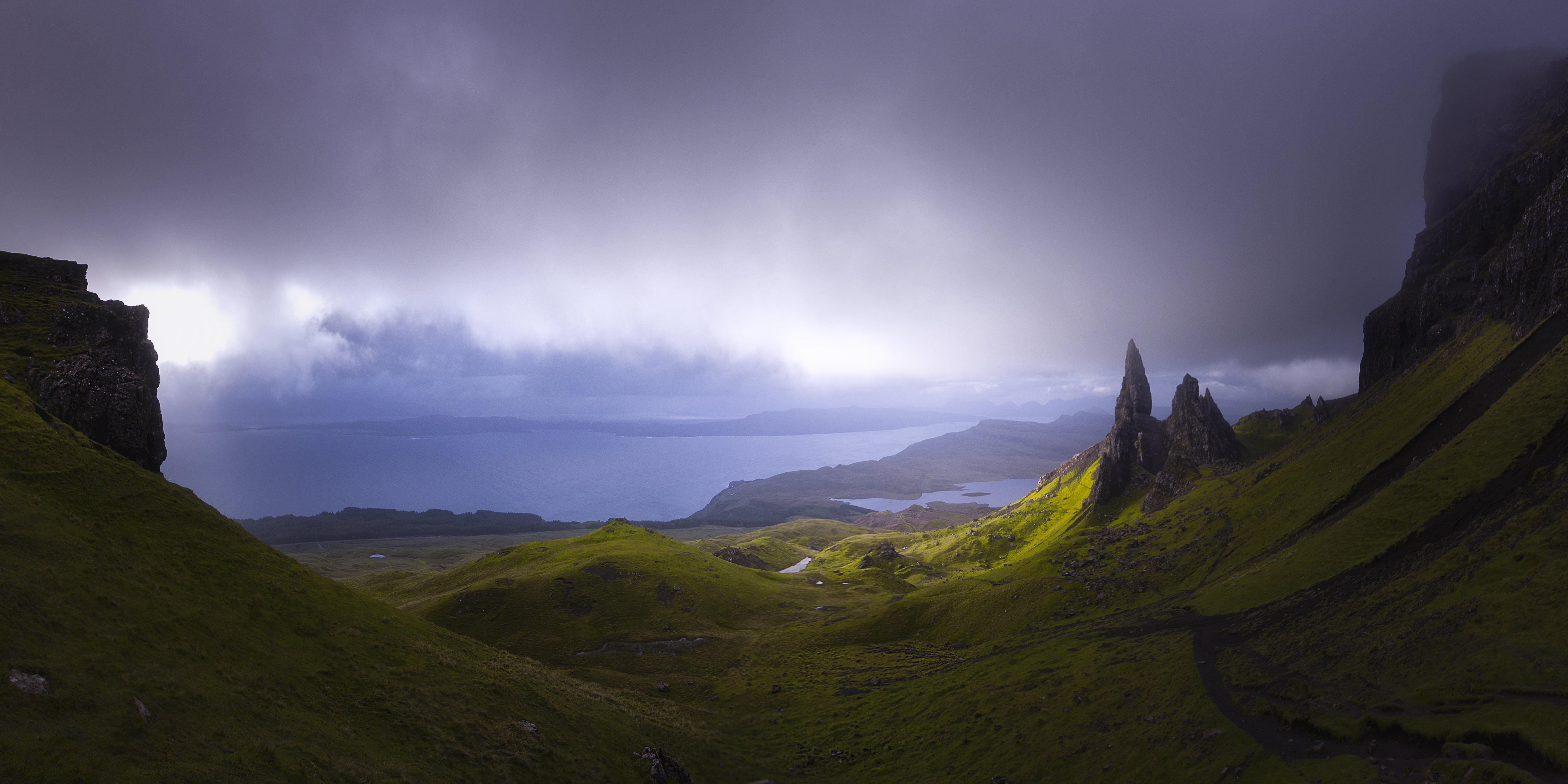 hill, nature, Isle of Skye, fog, outdoors, mountain, green mountain, green, 5K, Scotland, Landscape, Old Man of Storr, scenics, nightime, West Highlands, HD Wallpaper