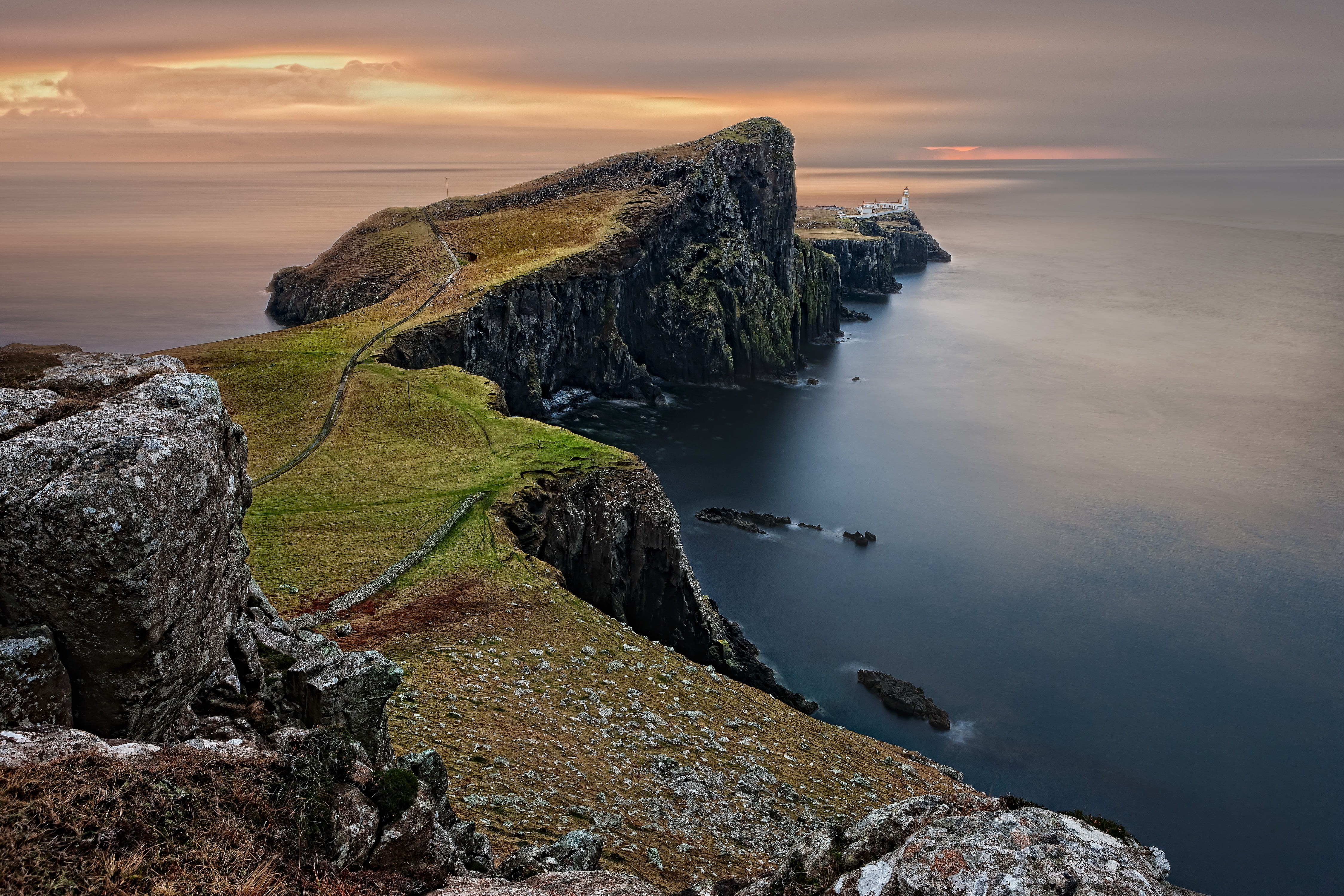 isle of skye, daytime, rock - object, cloud - sky, tranquility, green, idyllic, rocky coastline, mountain, rock formation, water, photography, 4K, non-urban scene, HD Wallpaper