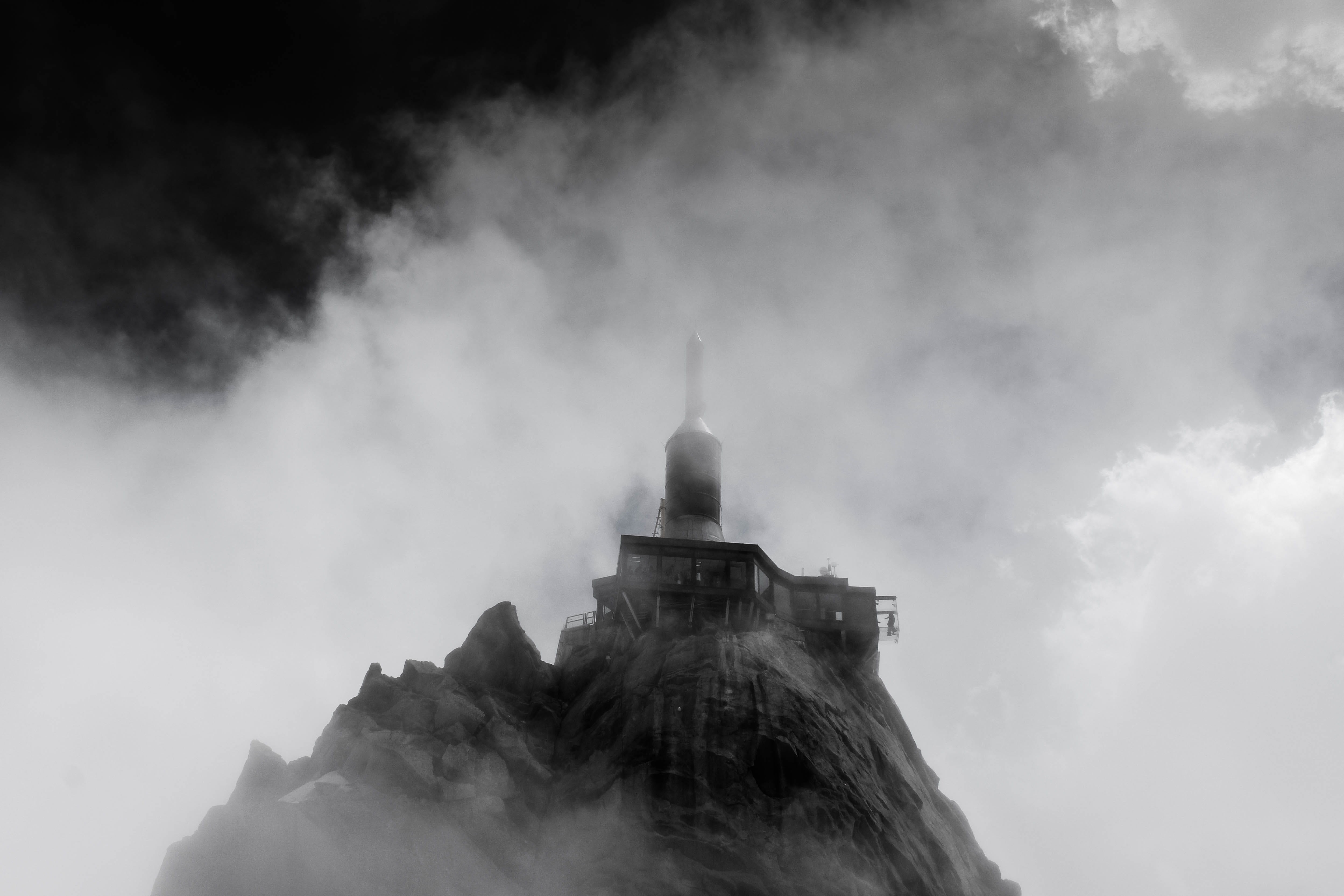 aiguille du midi, building, no people, sky, city, travel, built structure, travel destinations, 4K, government, outdoors, tourism, architecture, building exterior, HD Wallpaper