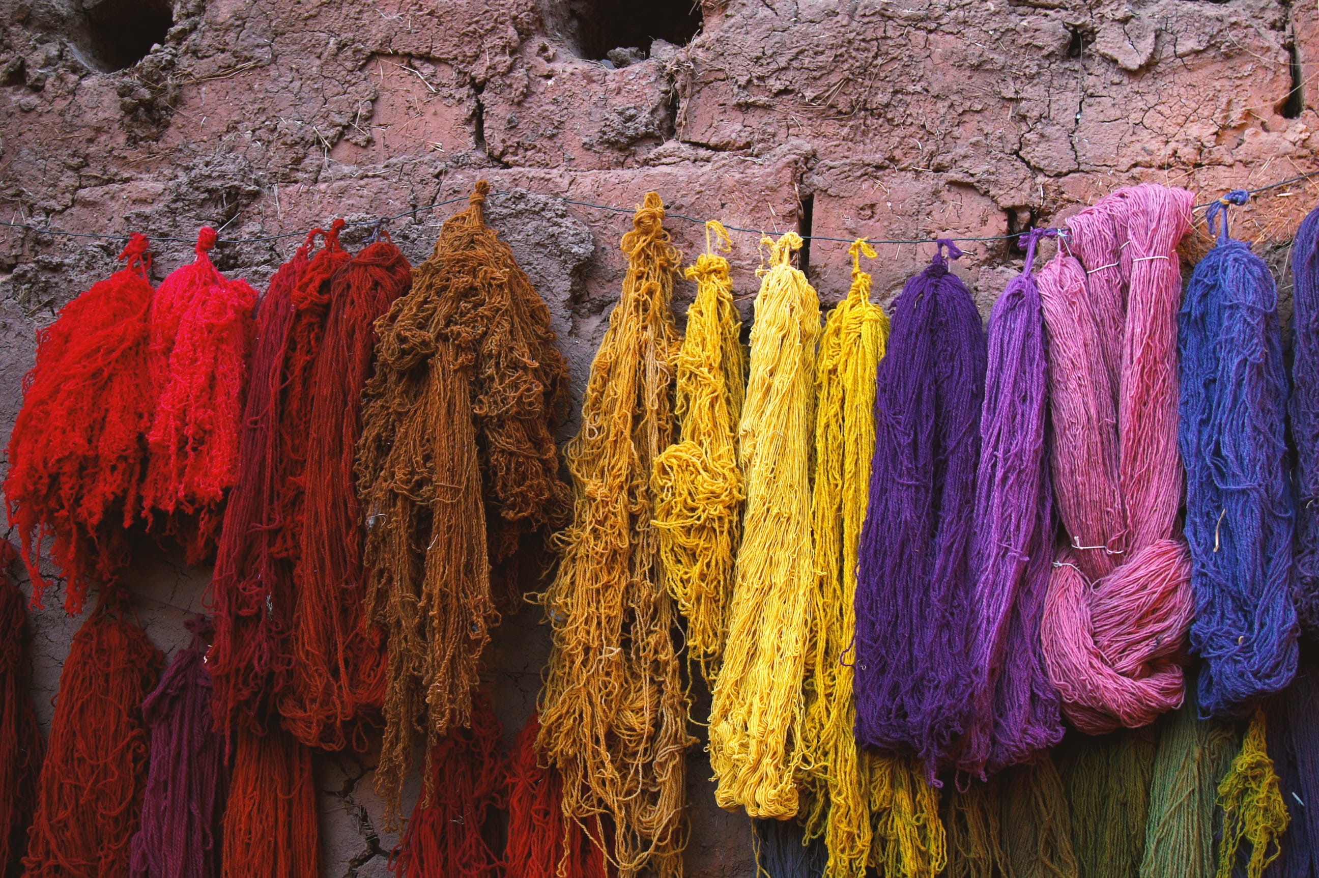 south america, for sale, yellow, clothing, variation, close-up, yarn, market, retail display, wall - building feature, cuzco, machu picchu, side by side, HD Wallpaper