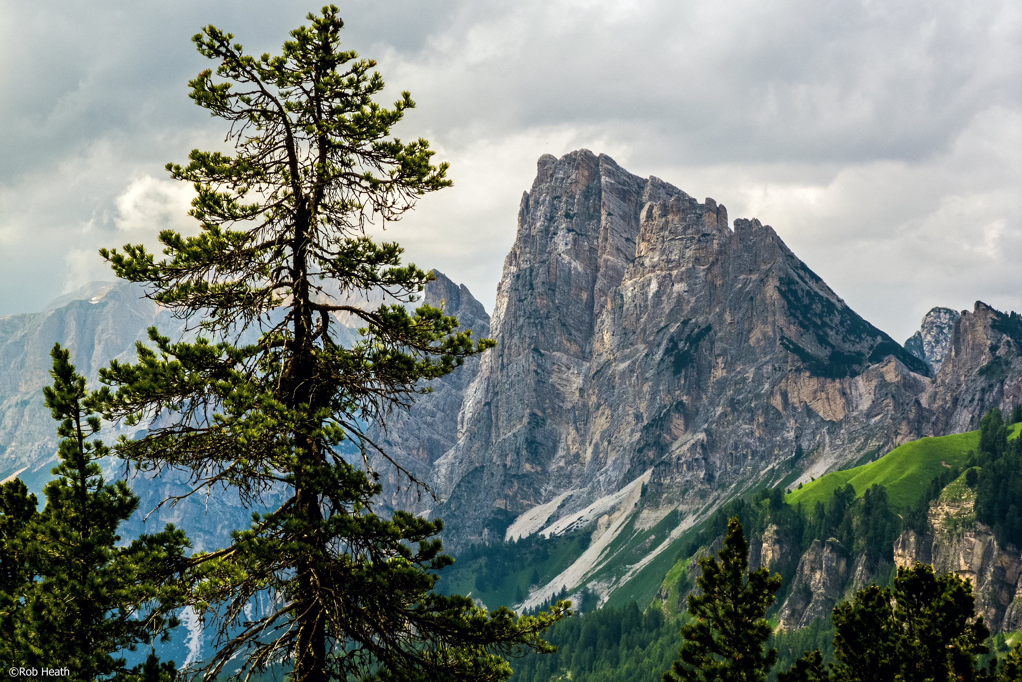 mountain range, tower, european Alps, dolomite, alps, cliffs, scenic, scenery, near, mountains, mountain, Italy, pinnacles, scenics, Cortina d`Ampezzo, HD Wallpaper