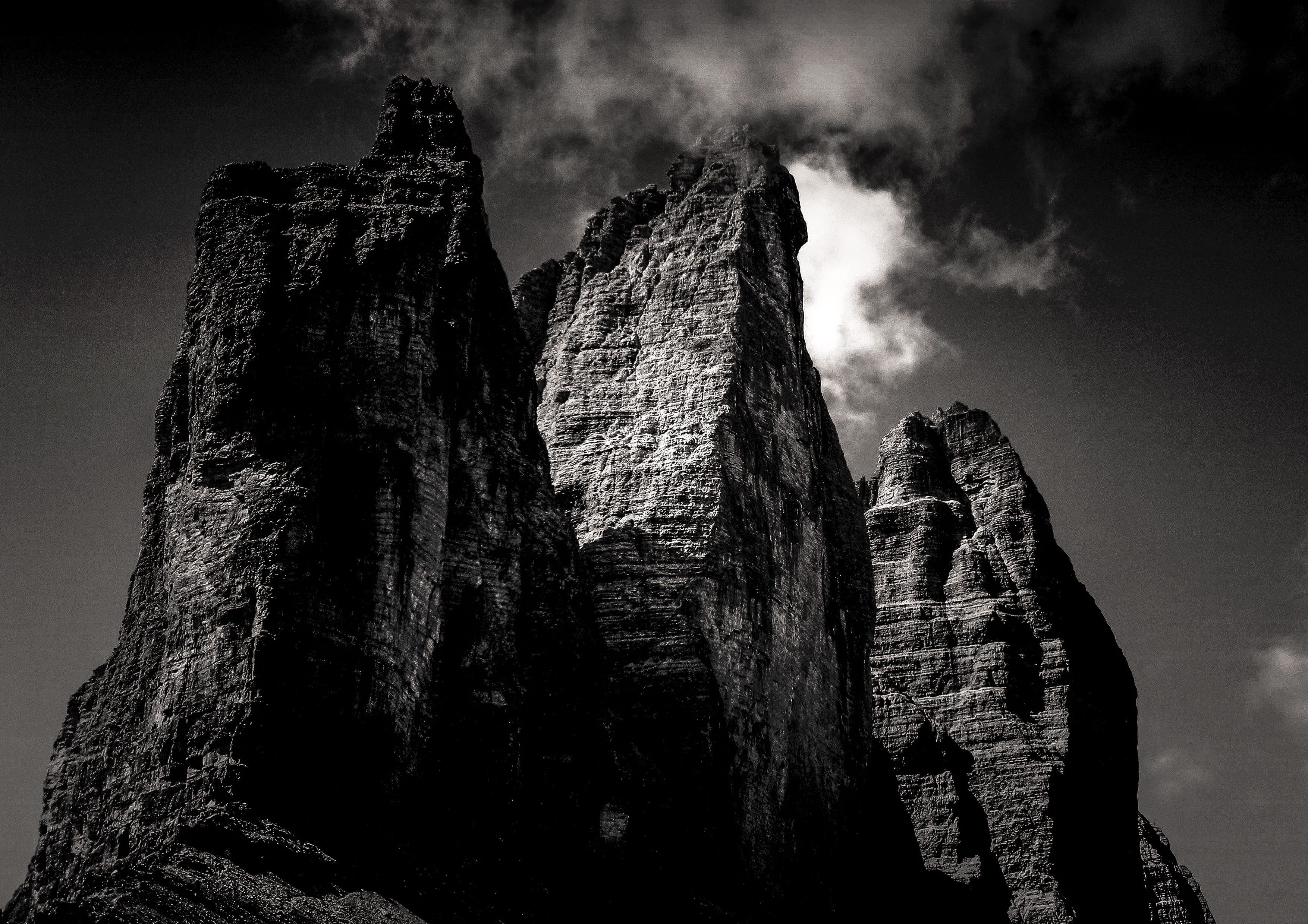 outdoors, lavaredo, summit, travel destinations, mountaineering, alps, architecture, mountain, ancient, europe, rock - object, low angle view, rock formation, HD Wallpaper