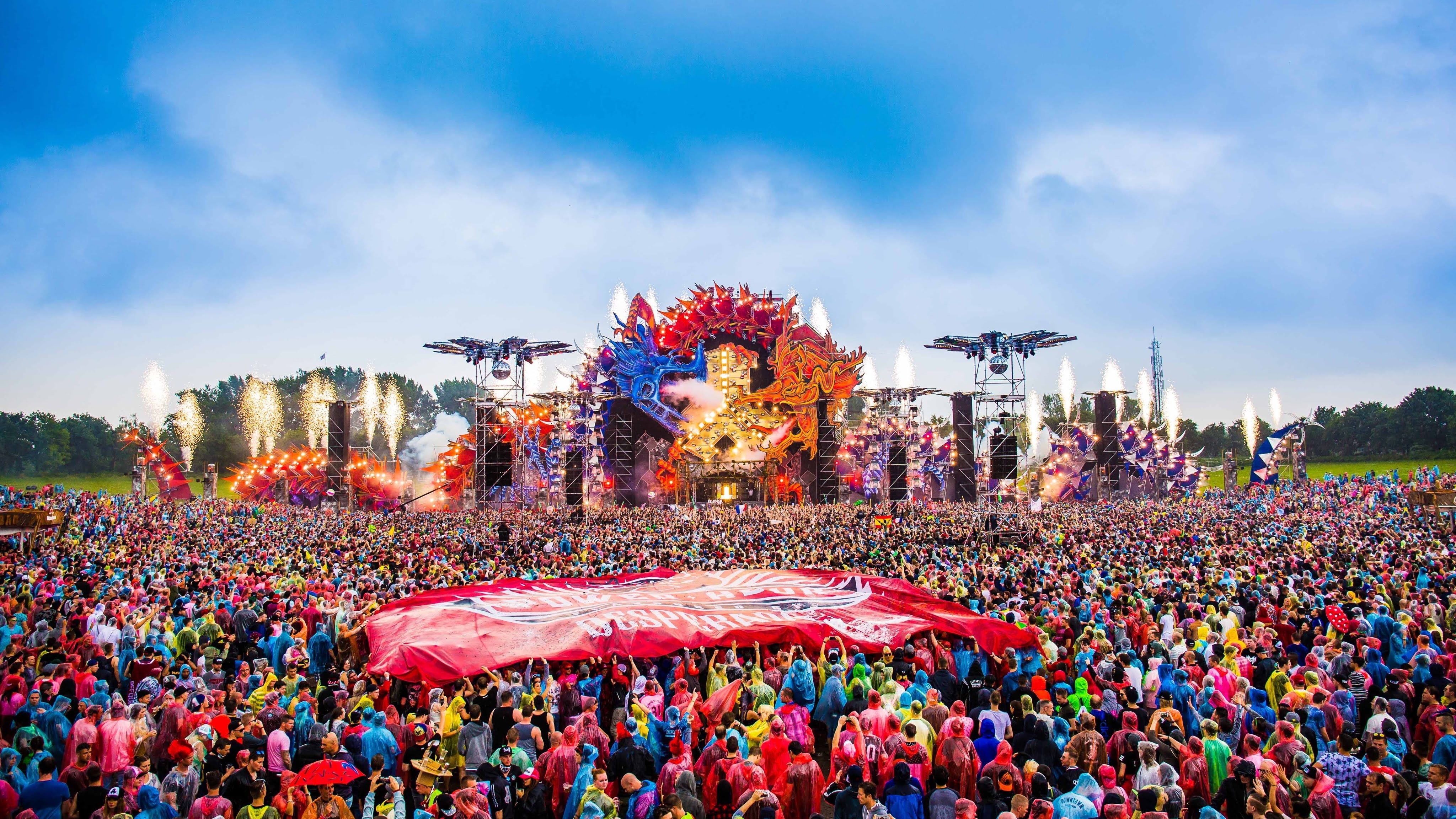 colorful, power hour, plant, real people, stage, architecture, group of people, Defqon.1, cloud - sky, arts culture and entertainment, celebration, crowd, HD Wallpaper