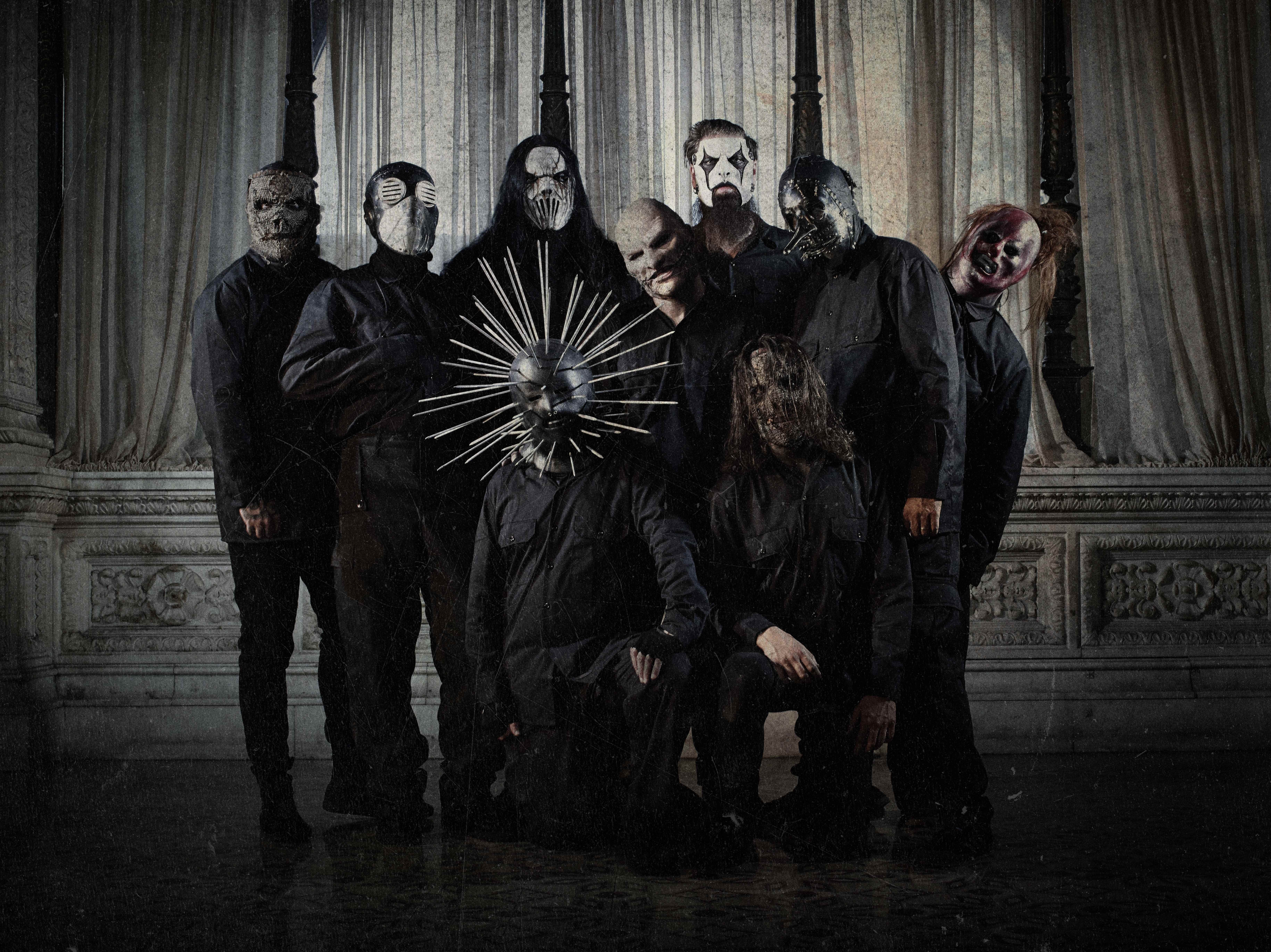 disguise, masks, people, suit, standing, fear, Slipknot, young adult, government, front view, full suit, architecture, adult, anger, digital composite, HD Wallpaper