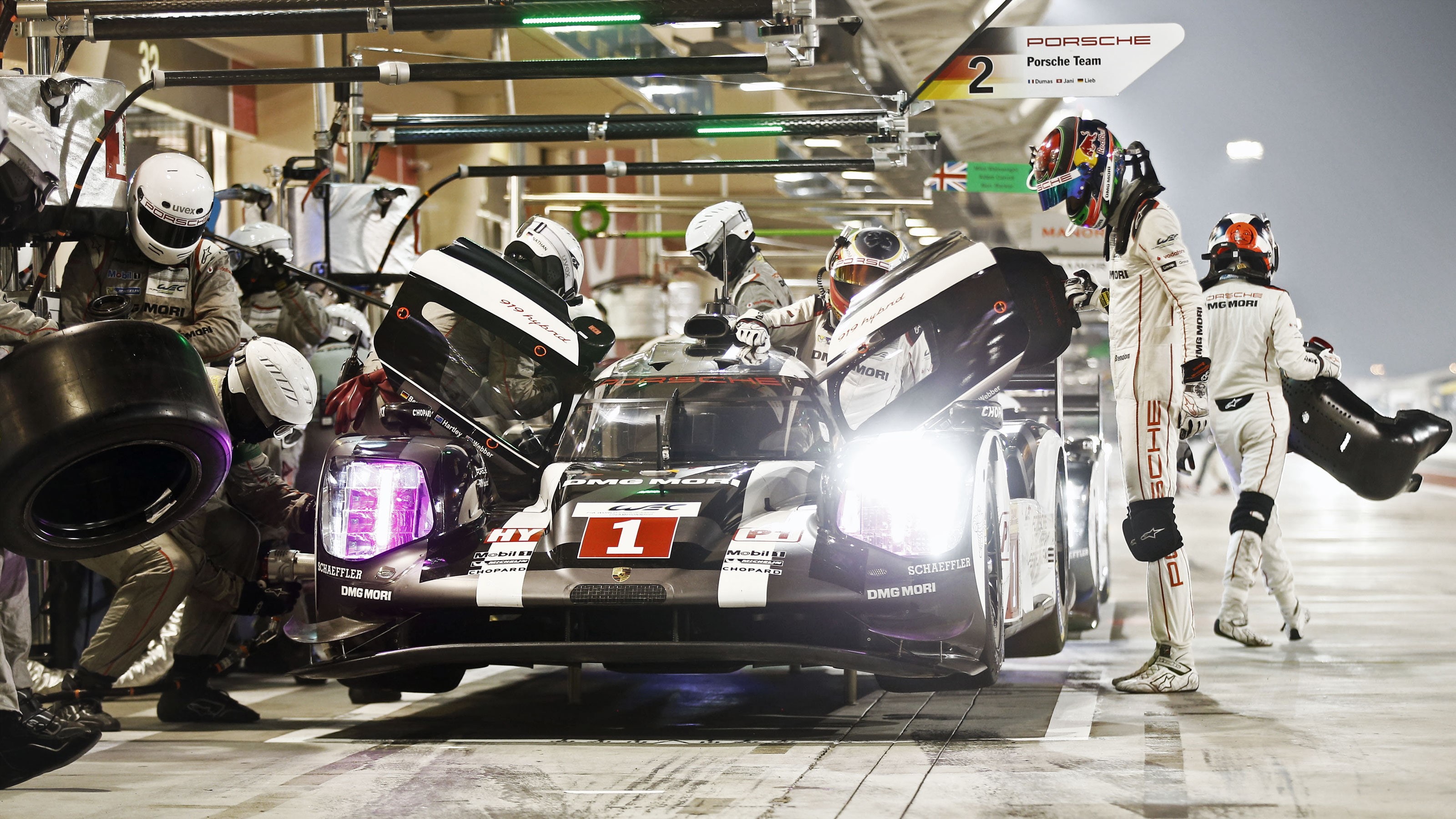 protective workwear, lens flare, lmp1, protection, porsche, world, occupation, coworker, hybrid, real people, wec, 919, responsibility, wheel, people, adult, HD Wallpaper