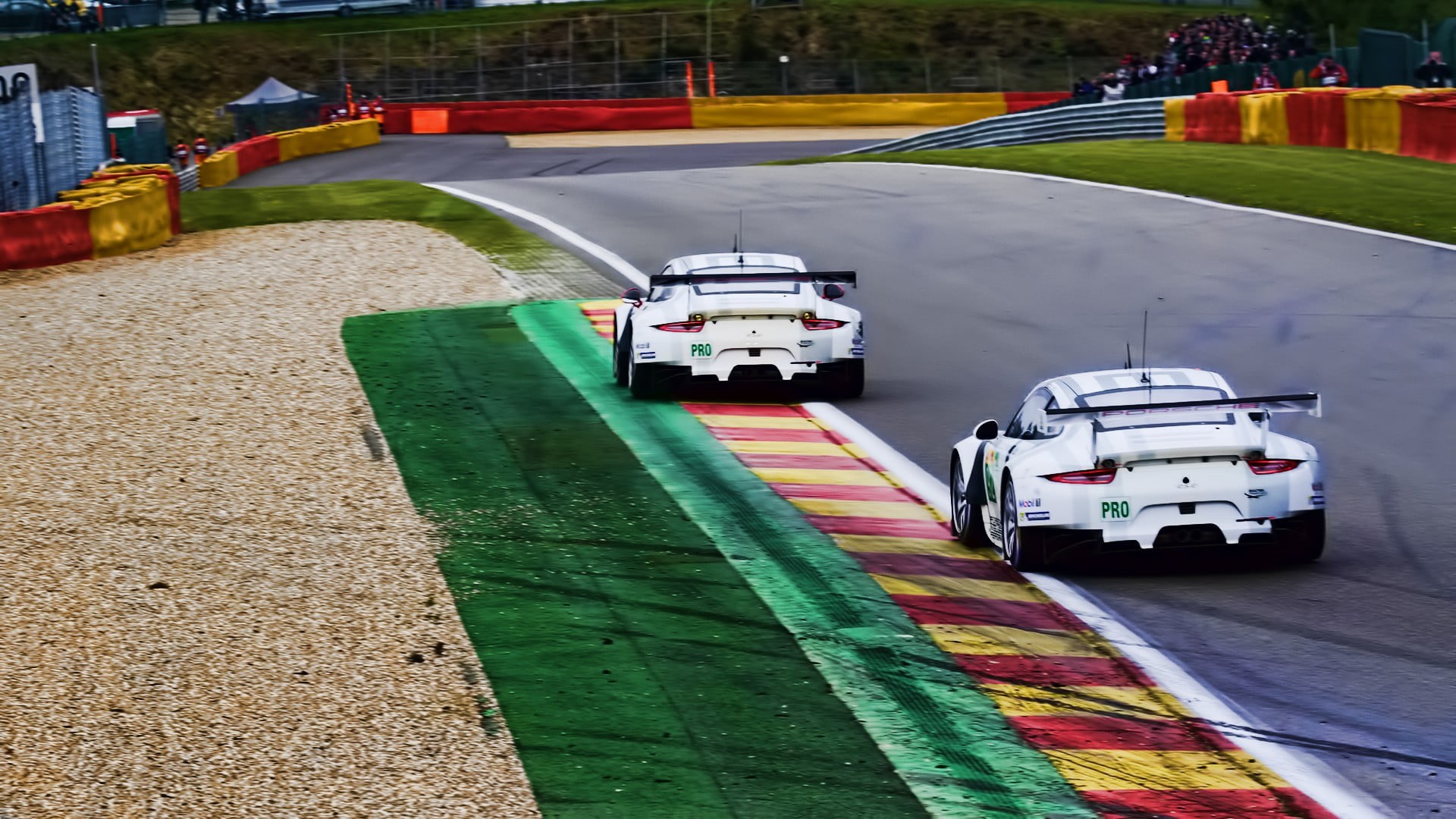 wooden, street, FIA World Endurance Championship, 1080P, car, motor vehicle, sport, in a row, green color, racing, travel, no people, race cars, city, HD Wallpaper