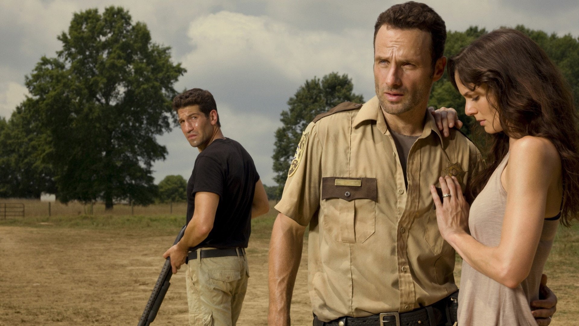 Andrew Lincoln, women, females, side view, tree, mid adult men, Lori Grimes, adult, men, group of people, young adult, Sarah Wayne Callies, mid adult, standing, HD Wallpaper