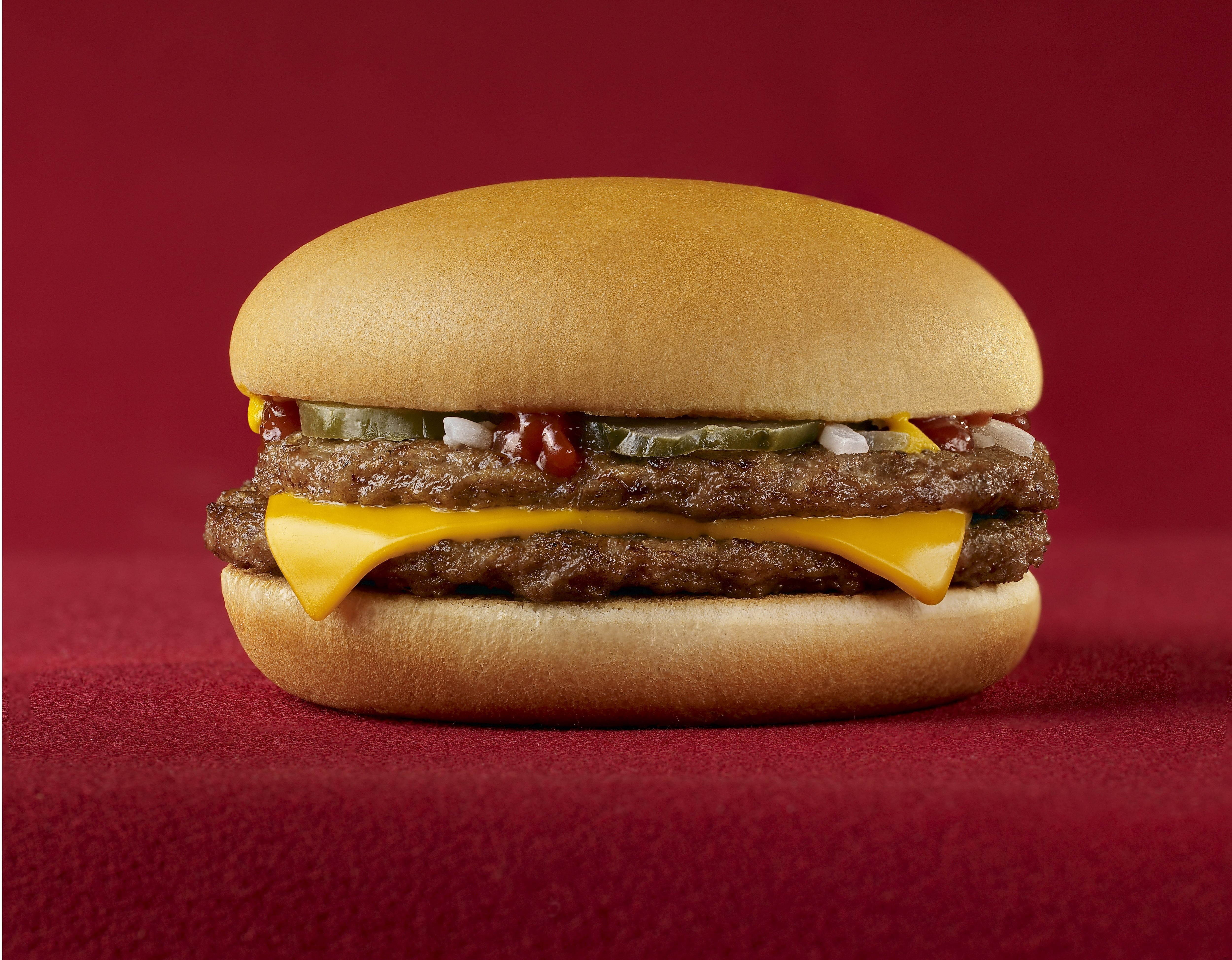 beef, red background, mustard, studio shot, burgers, meat, food and drink, cheese, red meat, take out food, sandwich, fast food, burger, colored background, HD Wallpaper