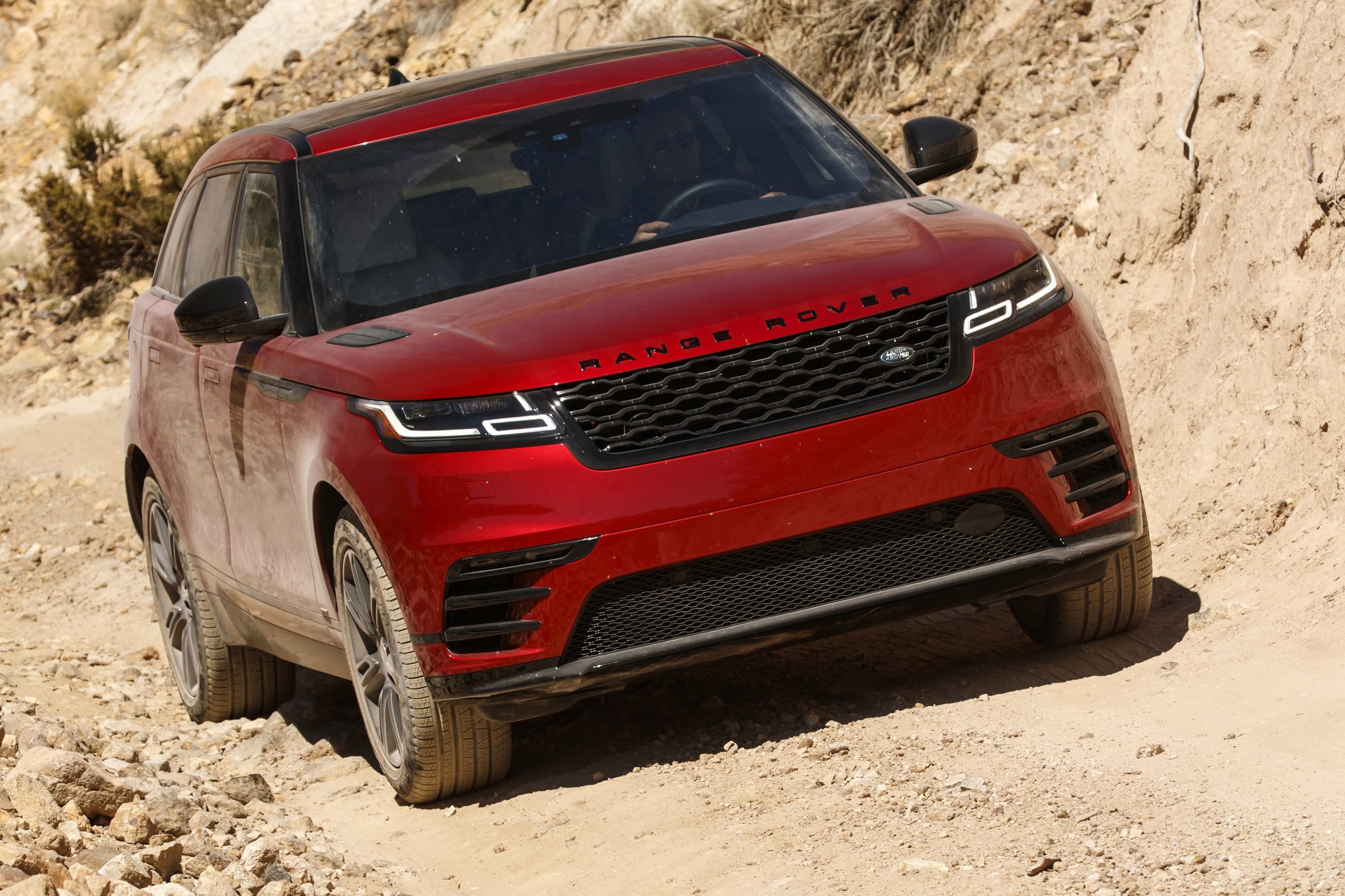 transportation, range rover velar, sunlight, nature, road, travel, land, off-road vehicle, outdoors, land rover, sports utility vehicle, stationary, car, HD Wallpaper