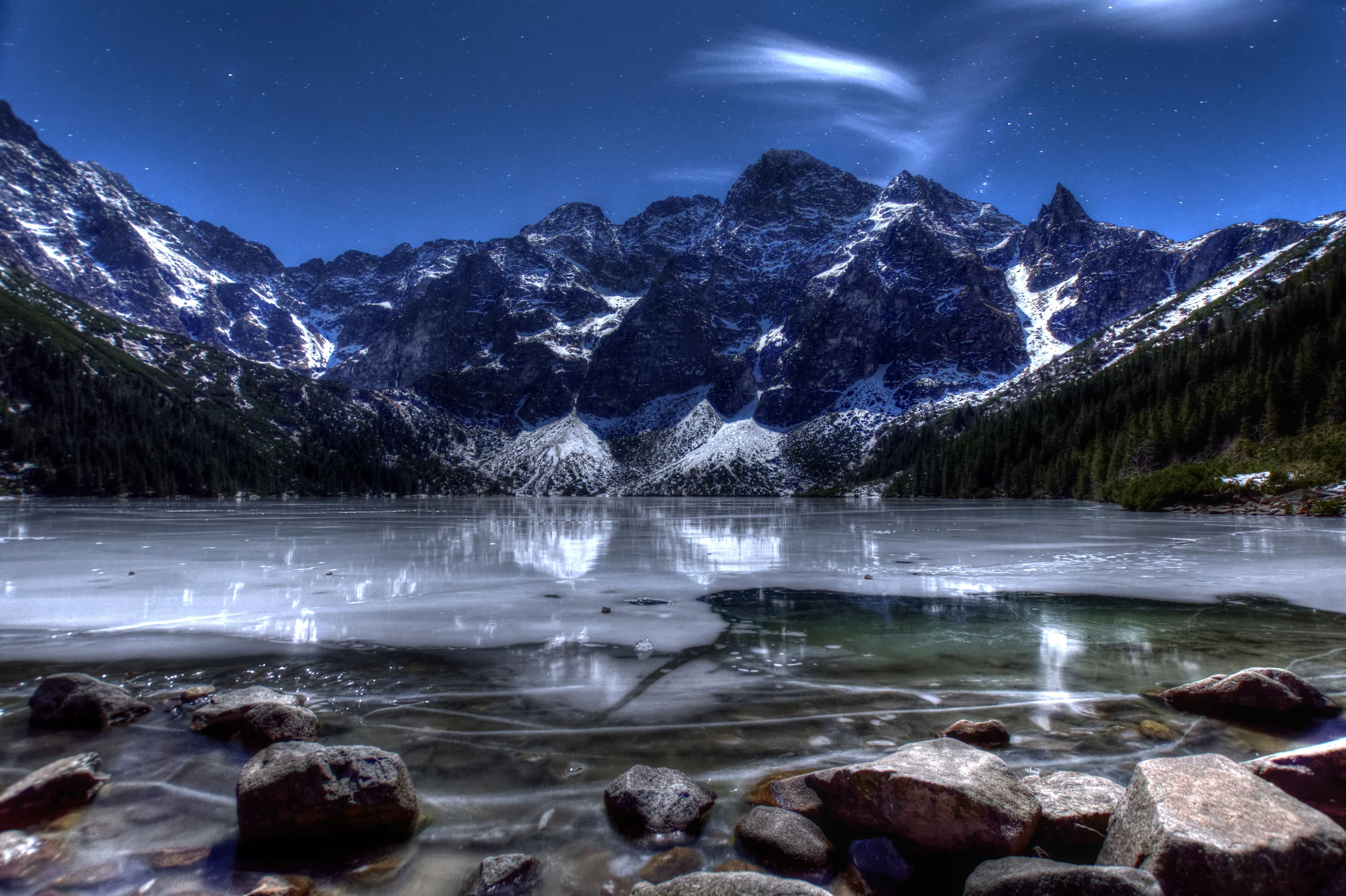 snow, 5K, Morkie, landscape, water, mountain Peak, stars, Lake, outdoors, sky, Tatry, nature, blue, Czarny staw, Morskie Oko, body of water, near, landscapes, HD Wallpaper