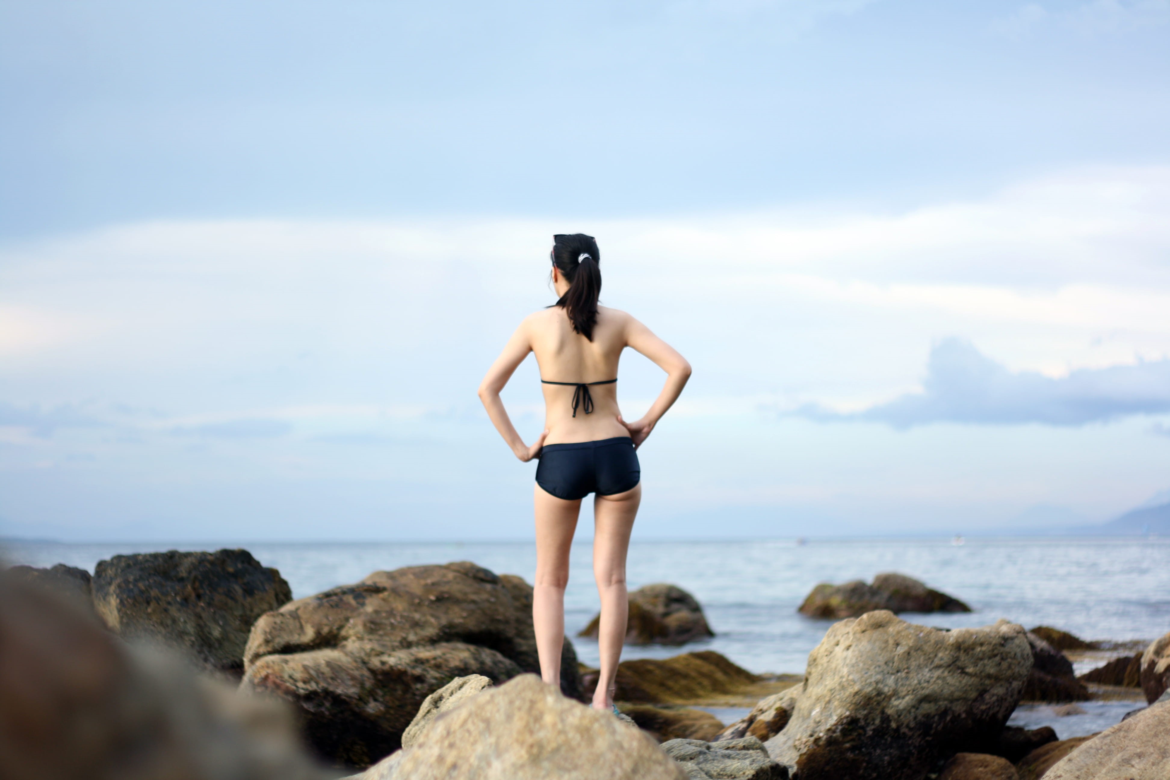 sports Clothing, sea, copy Space, Seaside, bathing, technology, water, young Adult, one Person, cloud - sky, lifestyles, solid, running, sports Training, HD Wallpaper