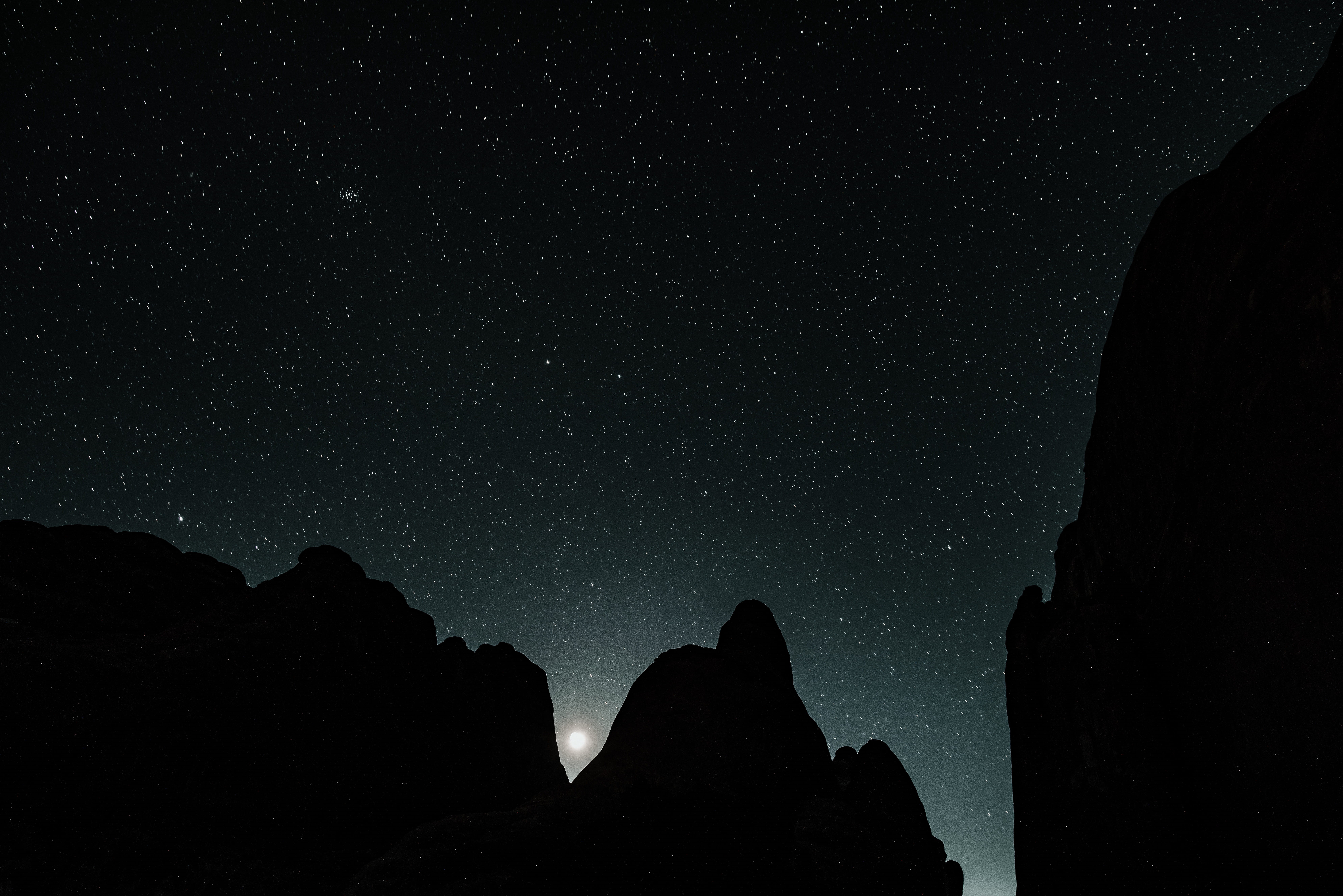 8K, night, galaxy, exploring, no people, moonlit, infinity, nature, sky, beauty in nature, moonlight, adventure, starry night, moonrise, night sky, space and astronomy, HD Wallpaper