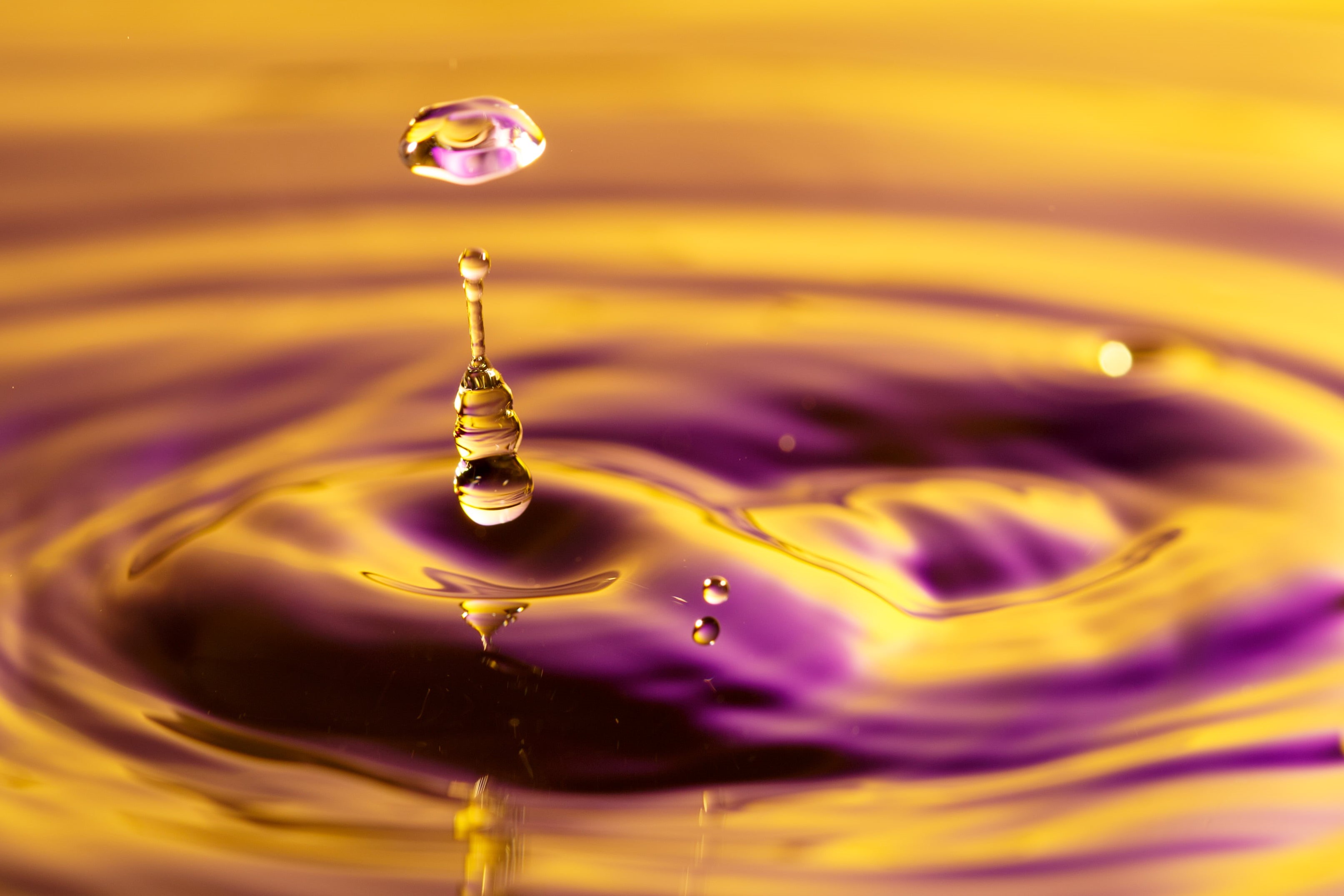 purity, splashing, liquid, close-up, wave, bubble, wet, blue, time, water Surface, falling, surface, mysteries, drops, water, freshness, photography, reflection, HD Wallpaper