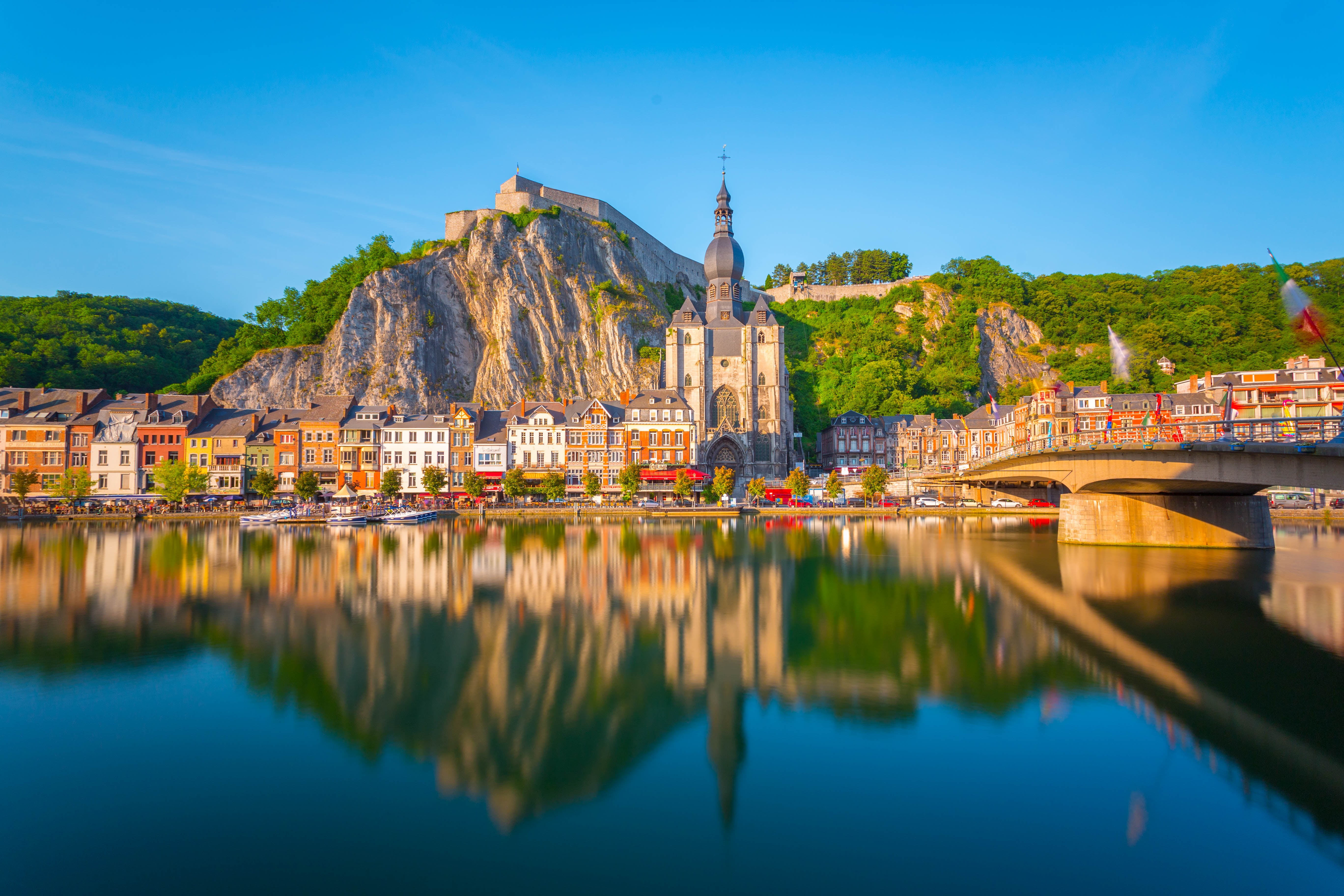 daytime, Walloon Region, town, Belgium, urban Scene, outdoors, lake, body, harbor, Wang, tourism, photo, church, reflection, summer, history, europe, travel, HD Wallpaper