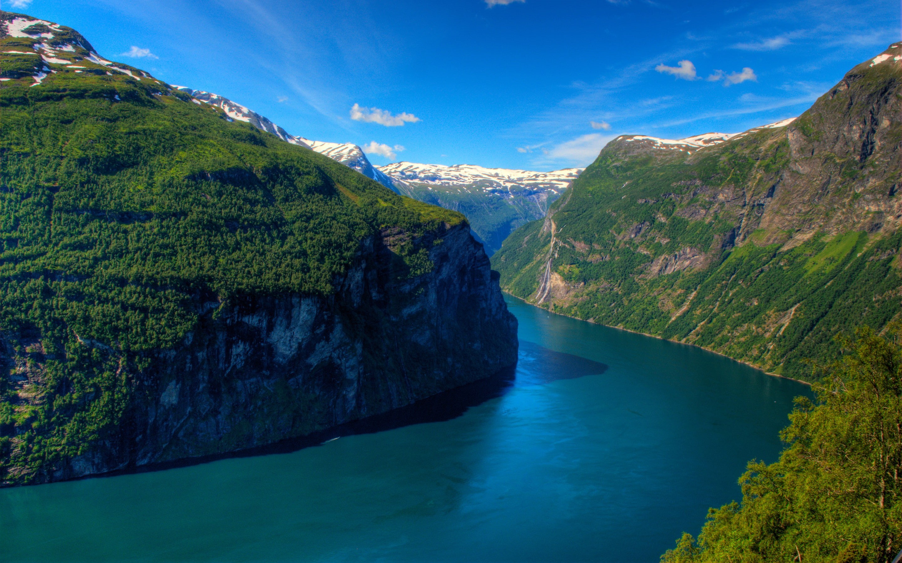 fjord, 2K, Norway, mountains, Geiranger, Geirangerfjord, forest, HD Wallpaper