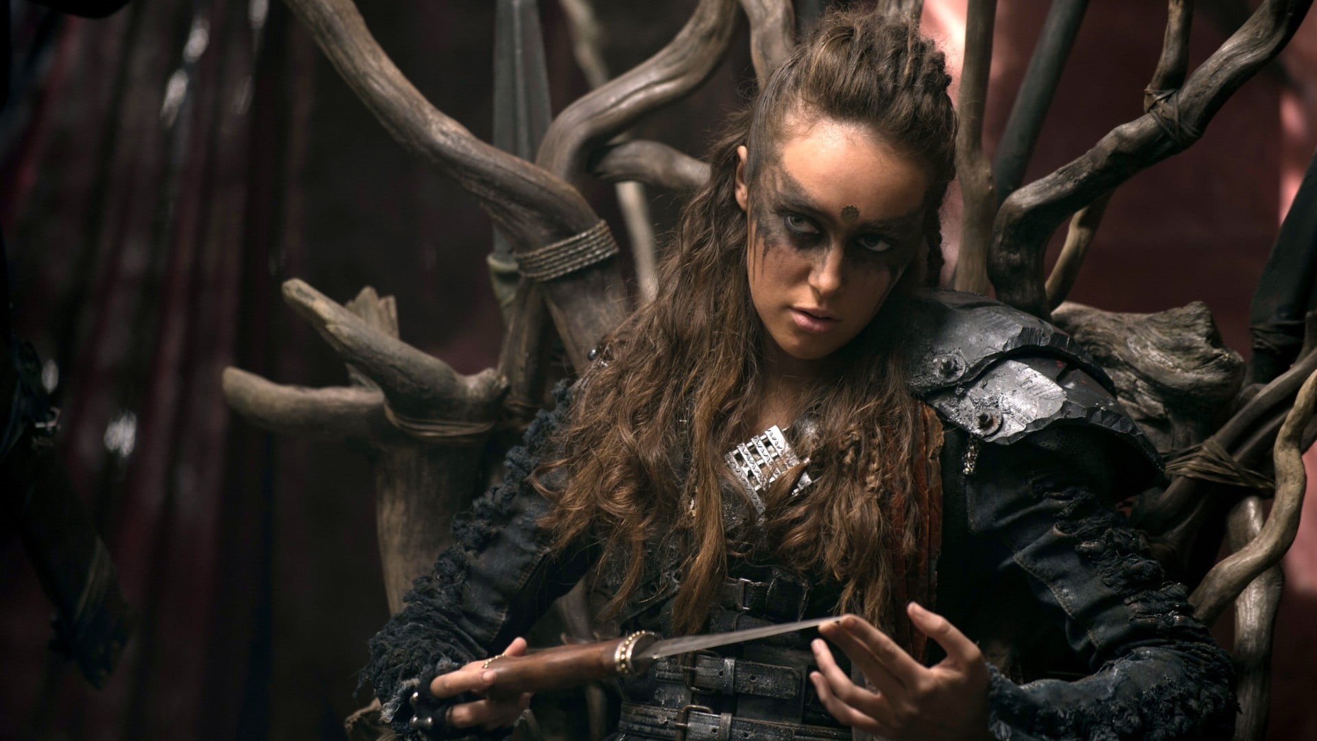 portrait, waist up, tree, holding, long hair, one person, 1080P, hunter, real people, mid adult women, face paint, lifestyles, Alycia Debnam Carey, Alycia Debnam-Carey, HD Wallpaper