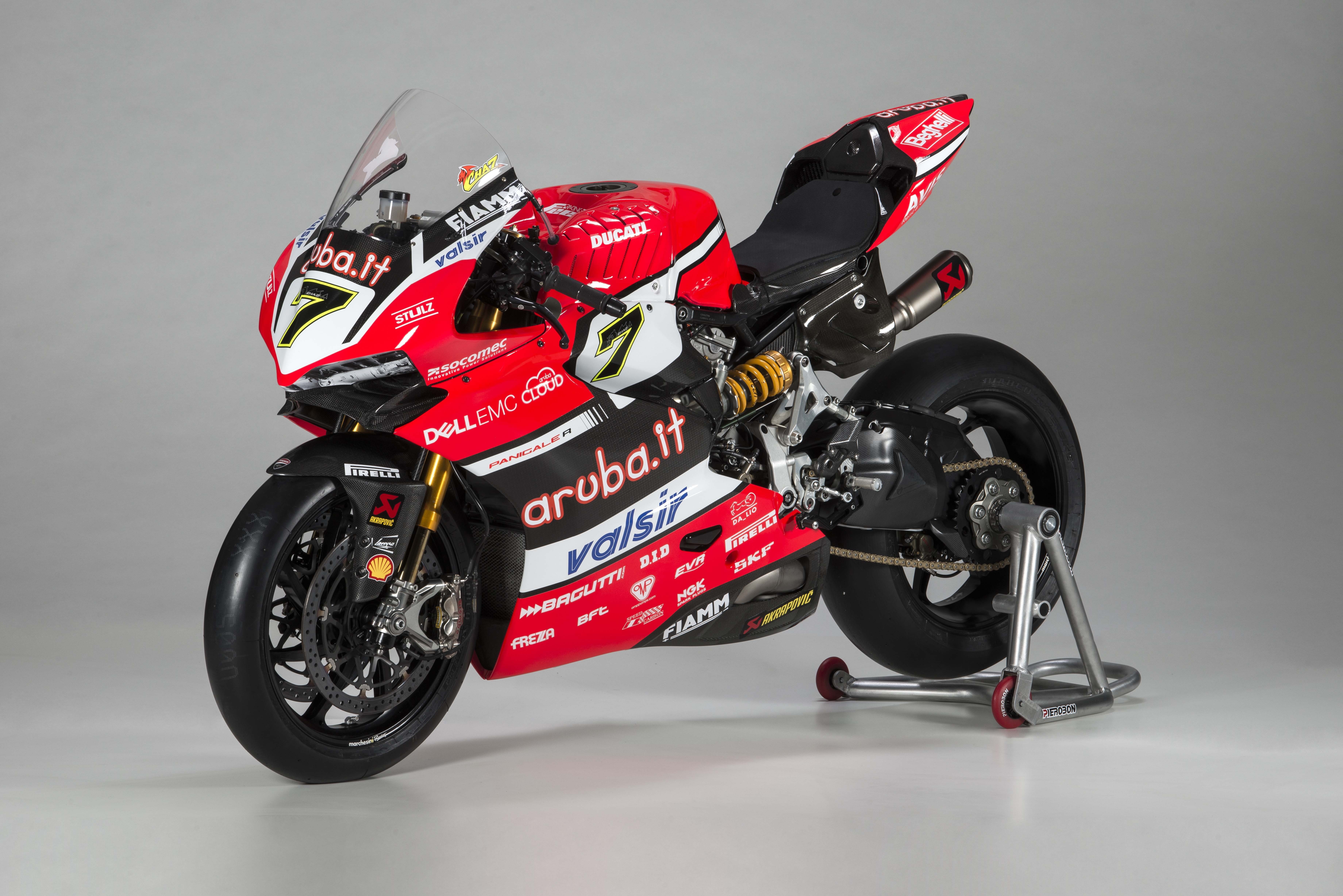 sports race, sports equipment, biker, motorcycle, headwear, motorsport, crash helmet, 4K, Aruba.it Racing, mode of transportation, helmet, motion, 5K, HD Wallpaper