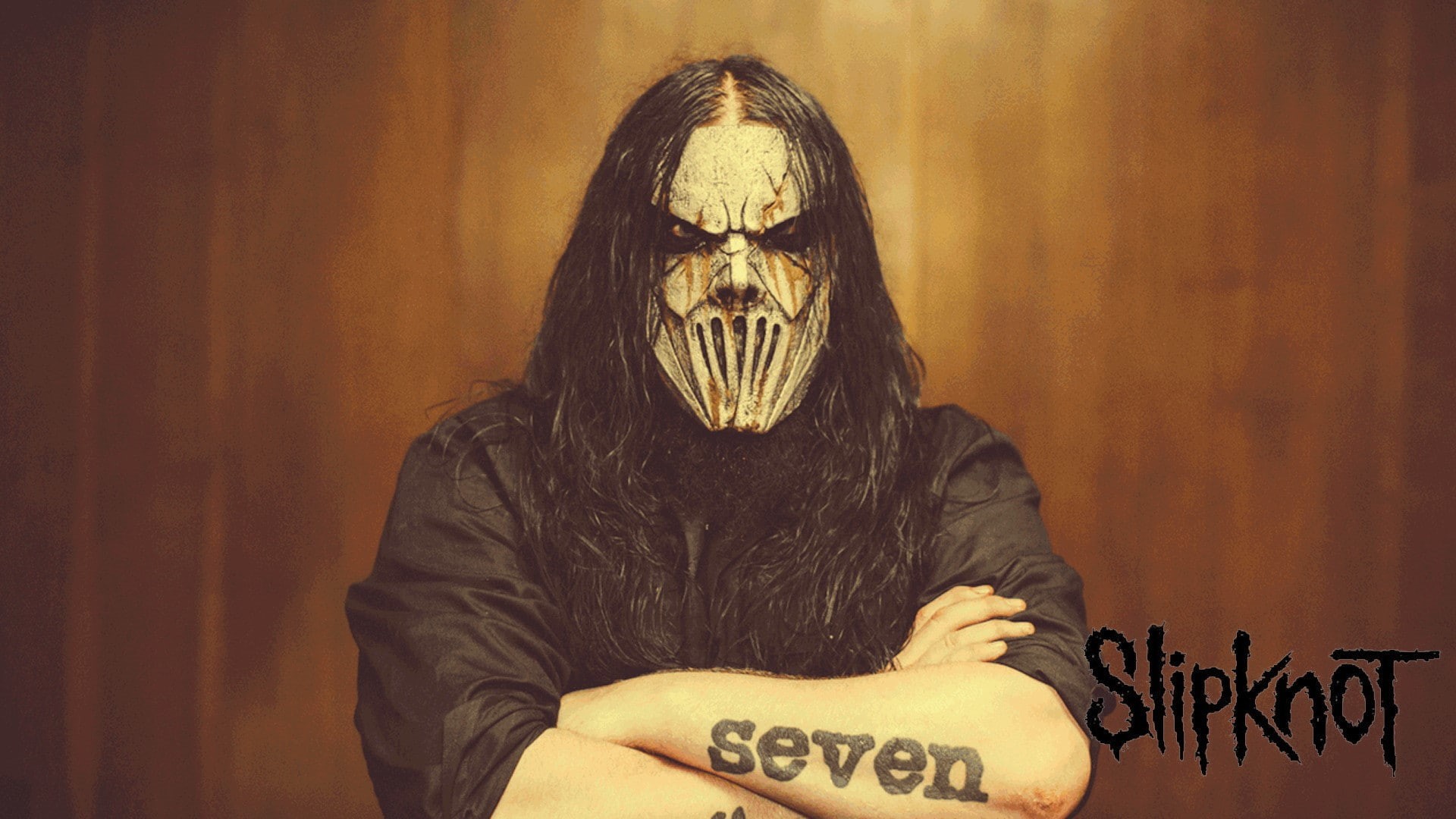 halloween, adult, mask - disguise, 1080P, waist up, indoors, one person, communication, mask, dressing up, spooky, mick thomson slipknot arms crossed, HD Wallpaper