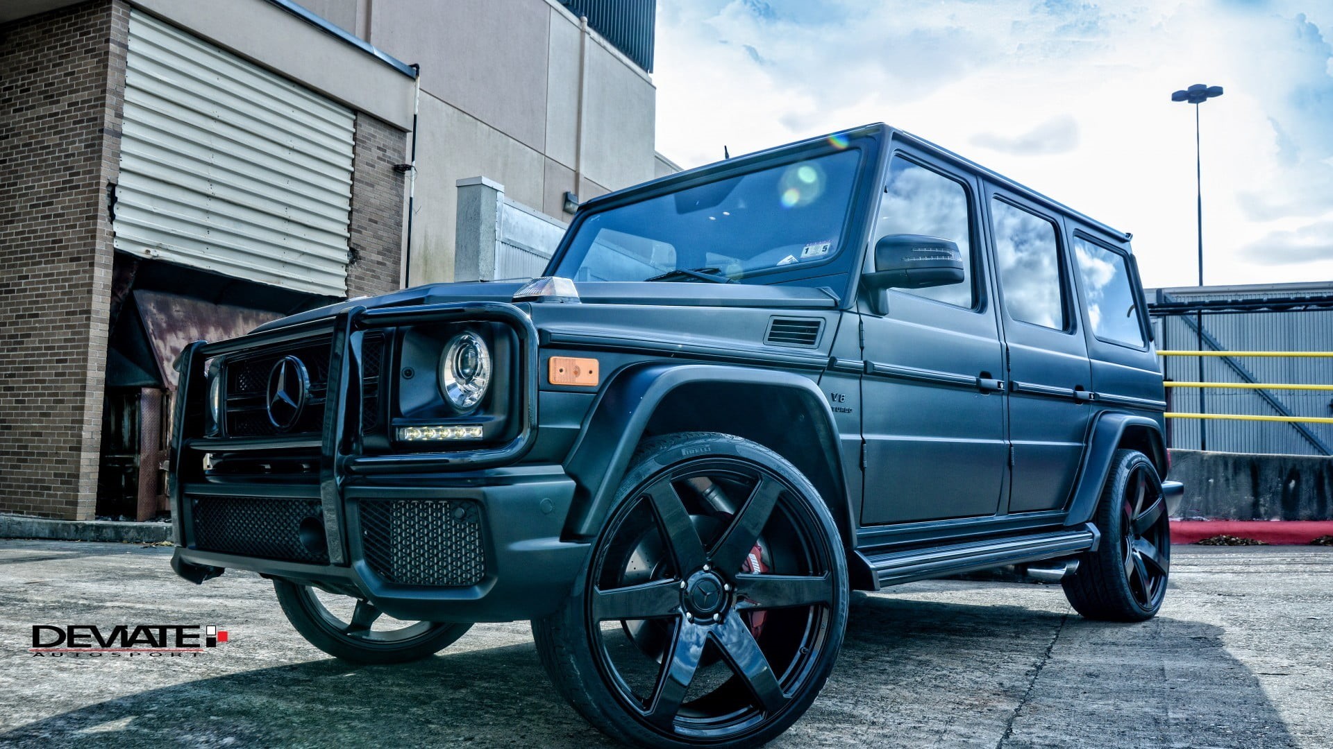 g 63, built structure, SUV, wheel, outdoors, architecture, Mercedes G-Class, 1080P, sky, car, no people, day, city, land vehicle, vintage car, text, crew, HD Wallpaper