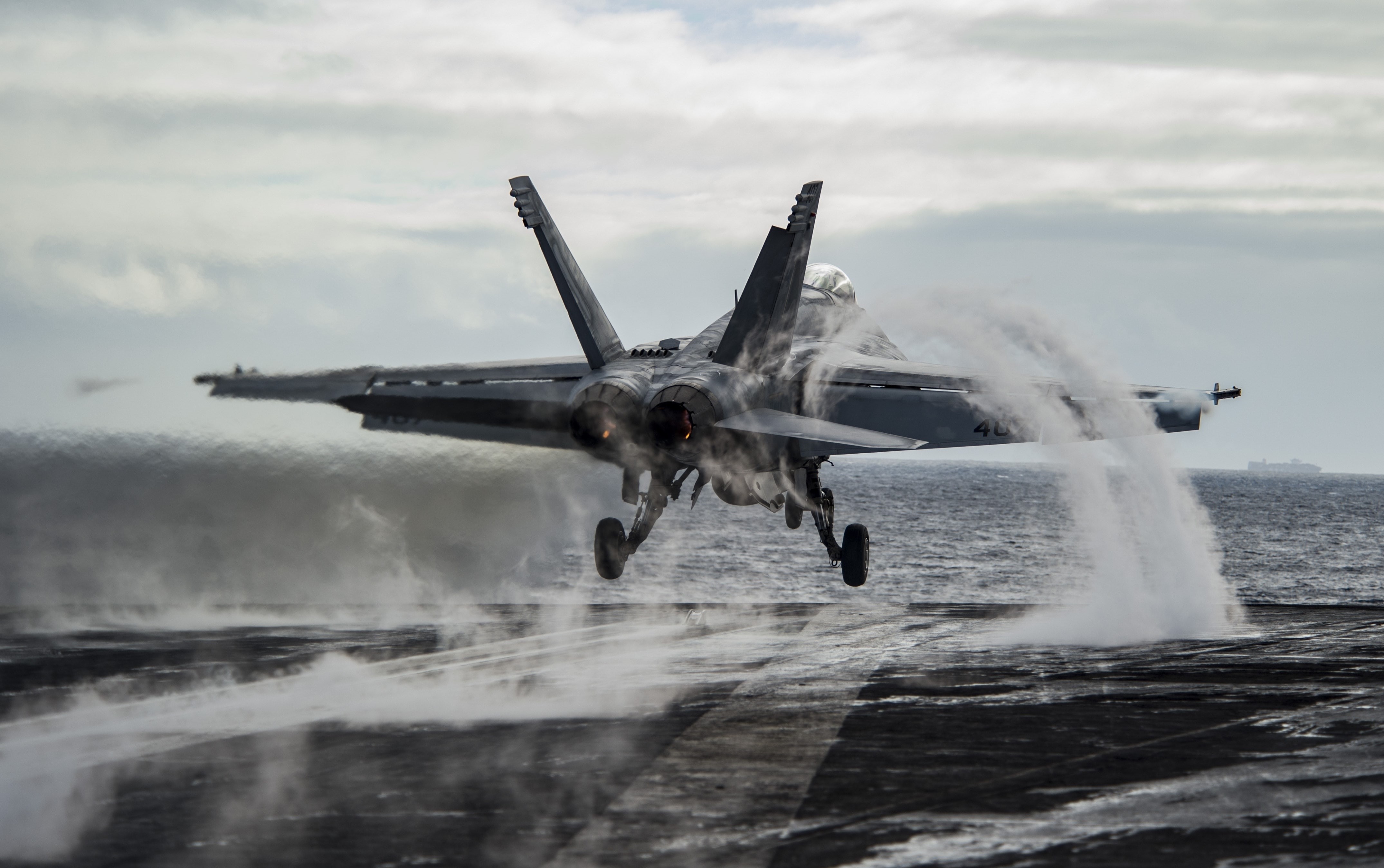 mcdonnell douglas fa 18 hornet, plane, flying, sky, outdoors, military, nature, motion, water, transportation, no people, day, mid-air, landing - touching down, HD Wallpaper