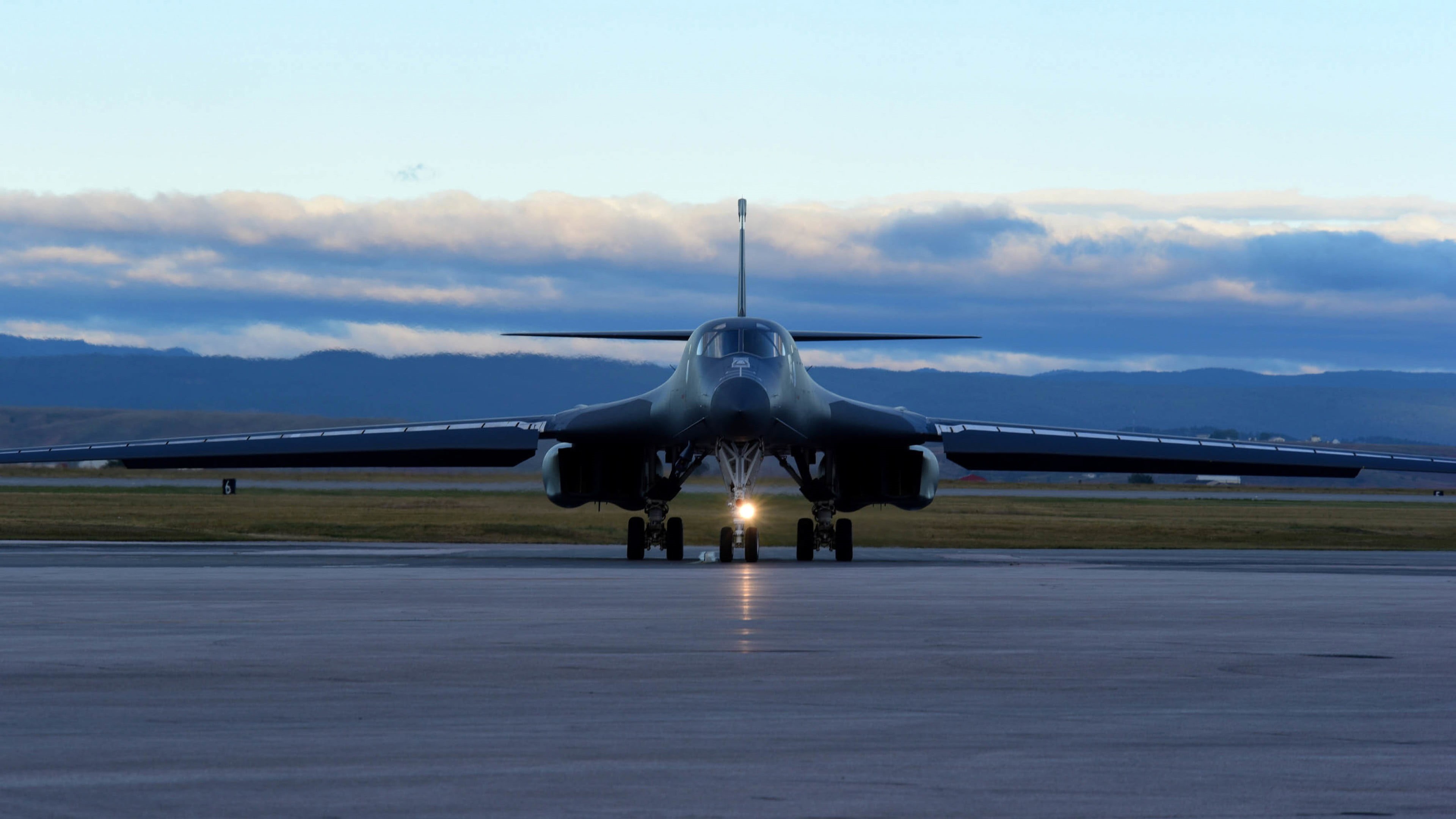 mountain, front view, sky, mode of transportation, aircraft, cloud - sky, US Air Force, military airplane, flying, nature, airport, air vehicle, black, HD Wallpaper