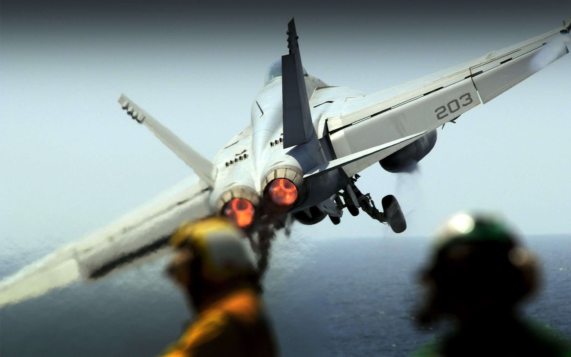 travel, focus on background, day, McDonnell Douglas F/A-18 Hornet, nature, motion, mode of transportation, jet, transportation, no people, vehicle, selective focus, HD Wallpaper