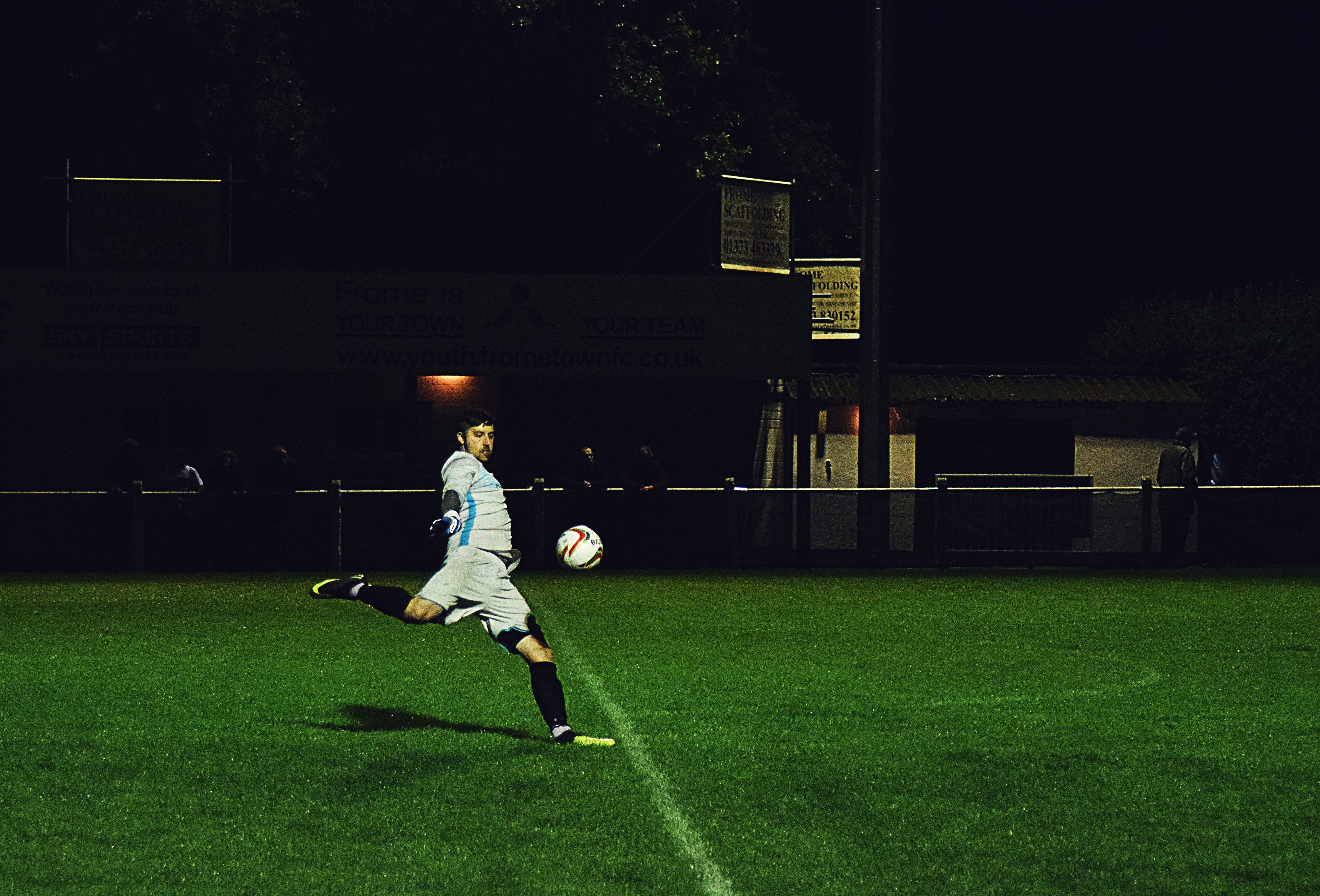 sports fan, kick, men, soccer player, play, one person, field, nature, outdoors, athlete, action, goal, person, web, sweat, 5K, soccer ball, motion, wear, HD Wallpaper