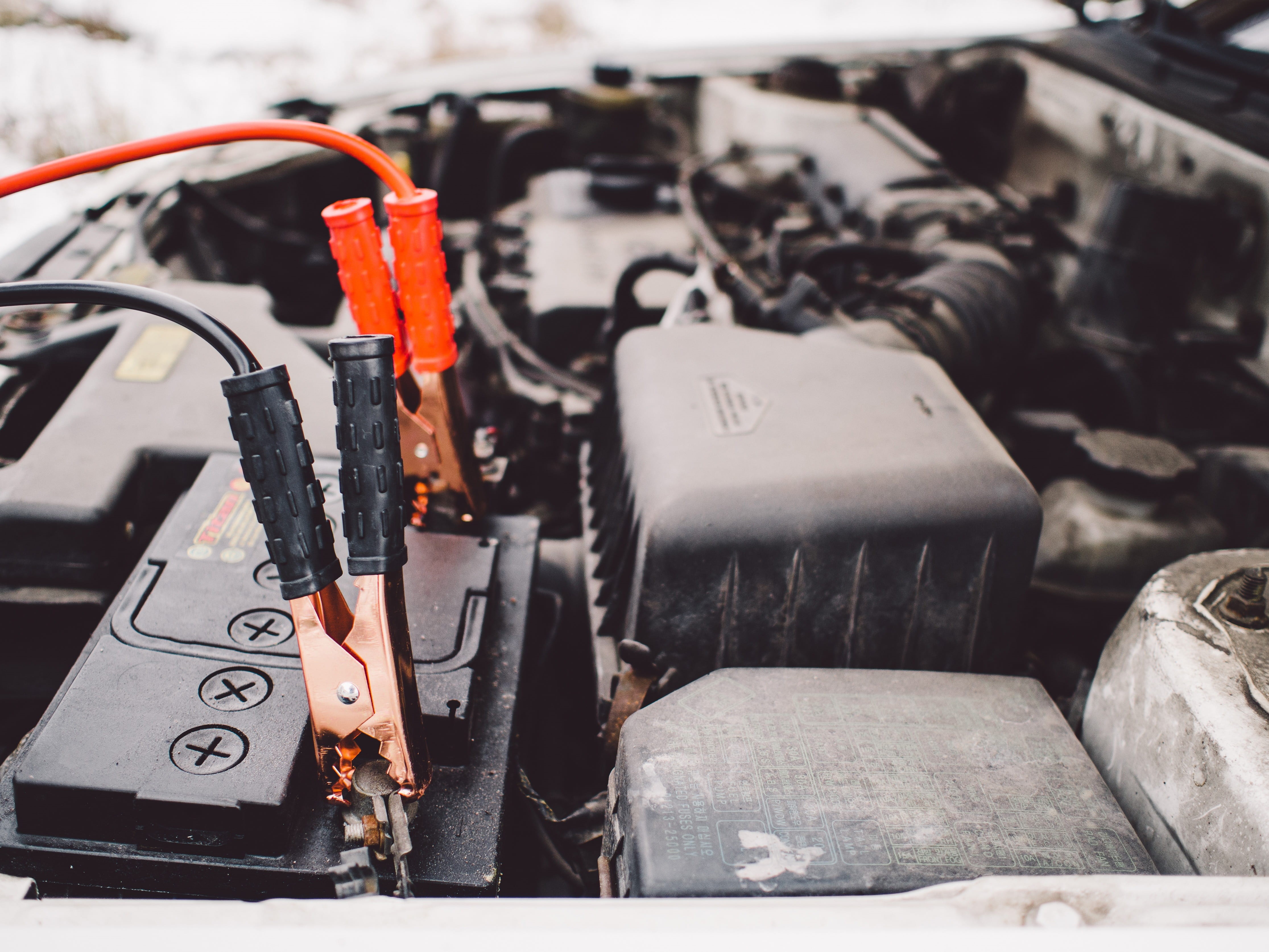 outdoors, damaged, day, large group of objects, abundance, battery, abandoned, transportation, mechanic, metal, junkyard, automotive, vehicle, hood, motor vehicle, HD Wallpaper