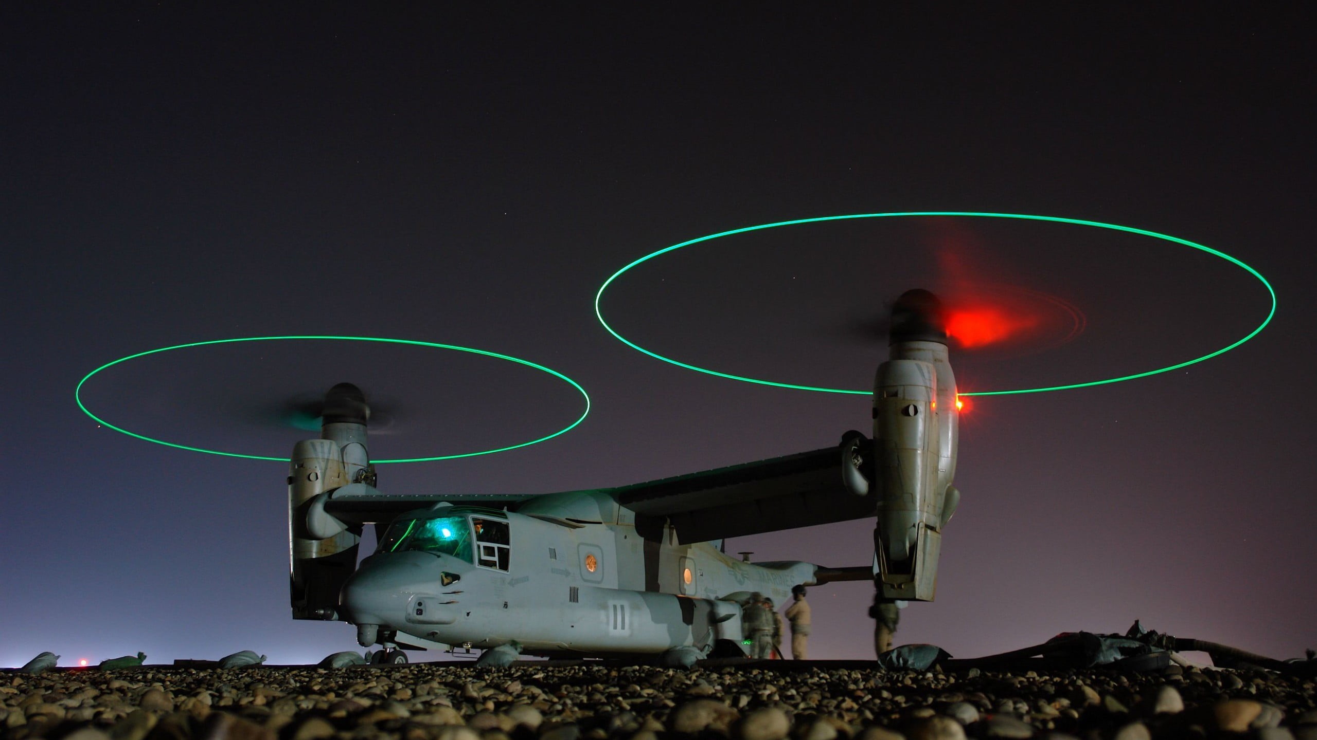 metal, no people, air vehicle, low angle view, US Air Force, 2K, Boeing-Bell V-22 Osprey, land, V-22 Osprey, military aircraft, sky, nature, green, standing, HD Wallpaper