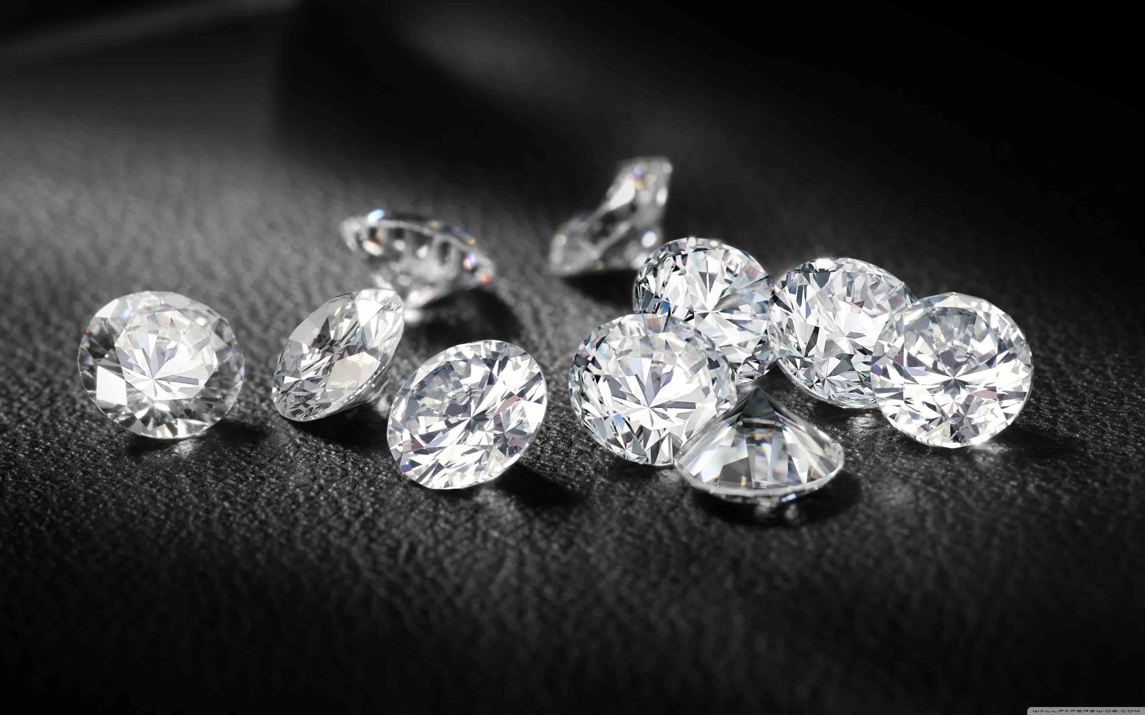 luxury, expense, wealth, jewelry, focus on foreground, group of objects, table, macro, diamonds, fashion, personal accessory, shiny, silver colored, simple background, HD Wallpaper