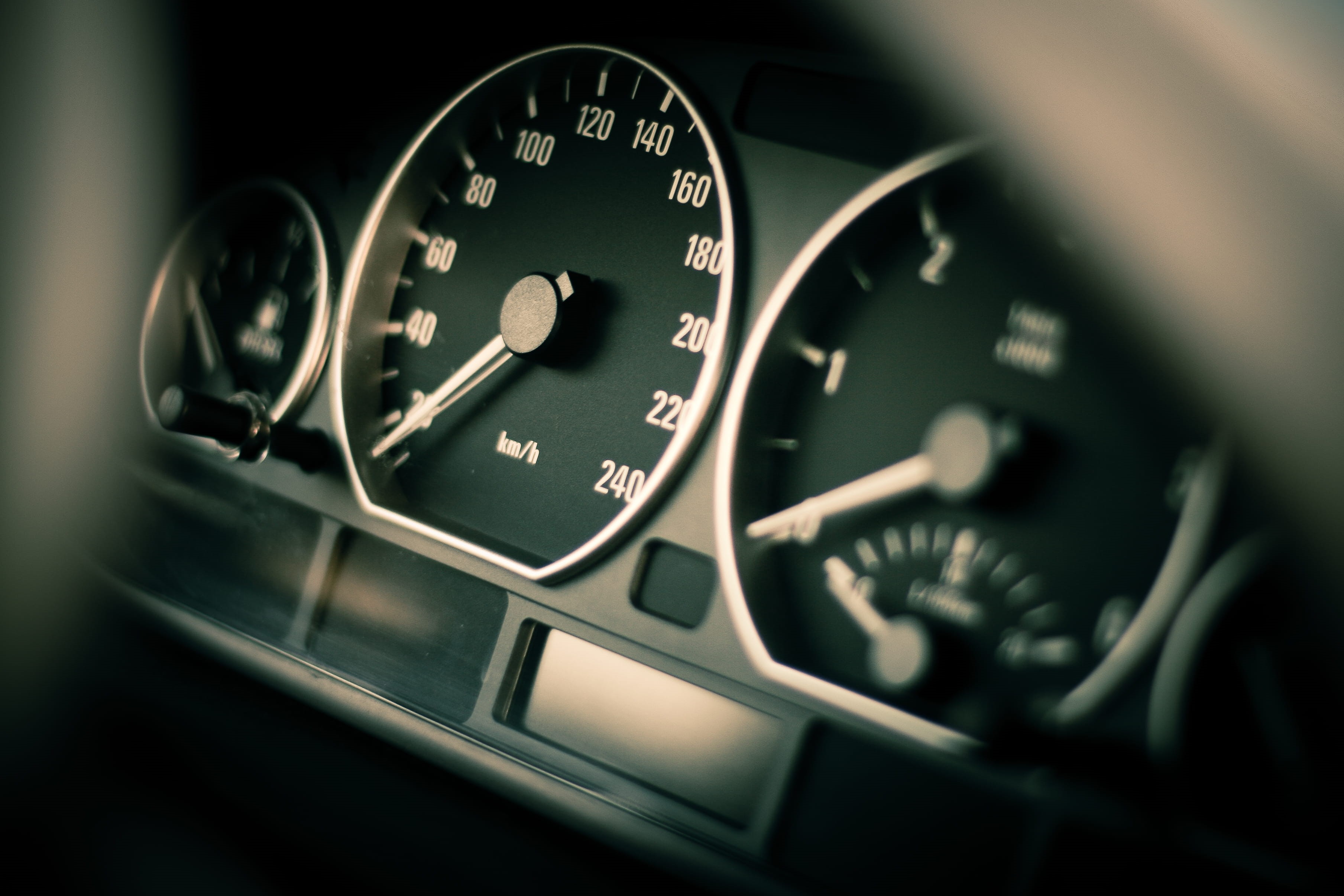 2K, control Panel, time, meter, land Vehicle, mode of transportation, luxury, travel, motor vehicle, BMW, dashboard, close-up, selective focus, transportation, HD Wallpaper