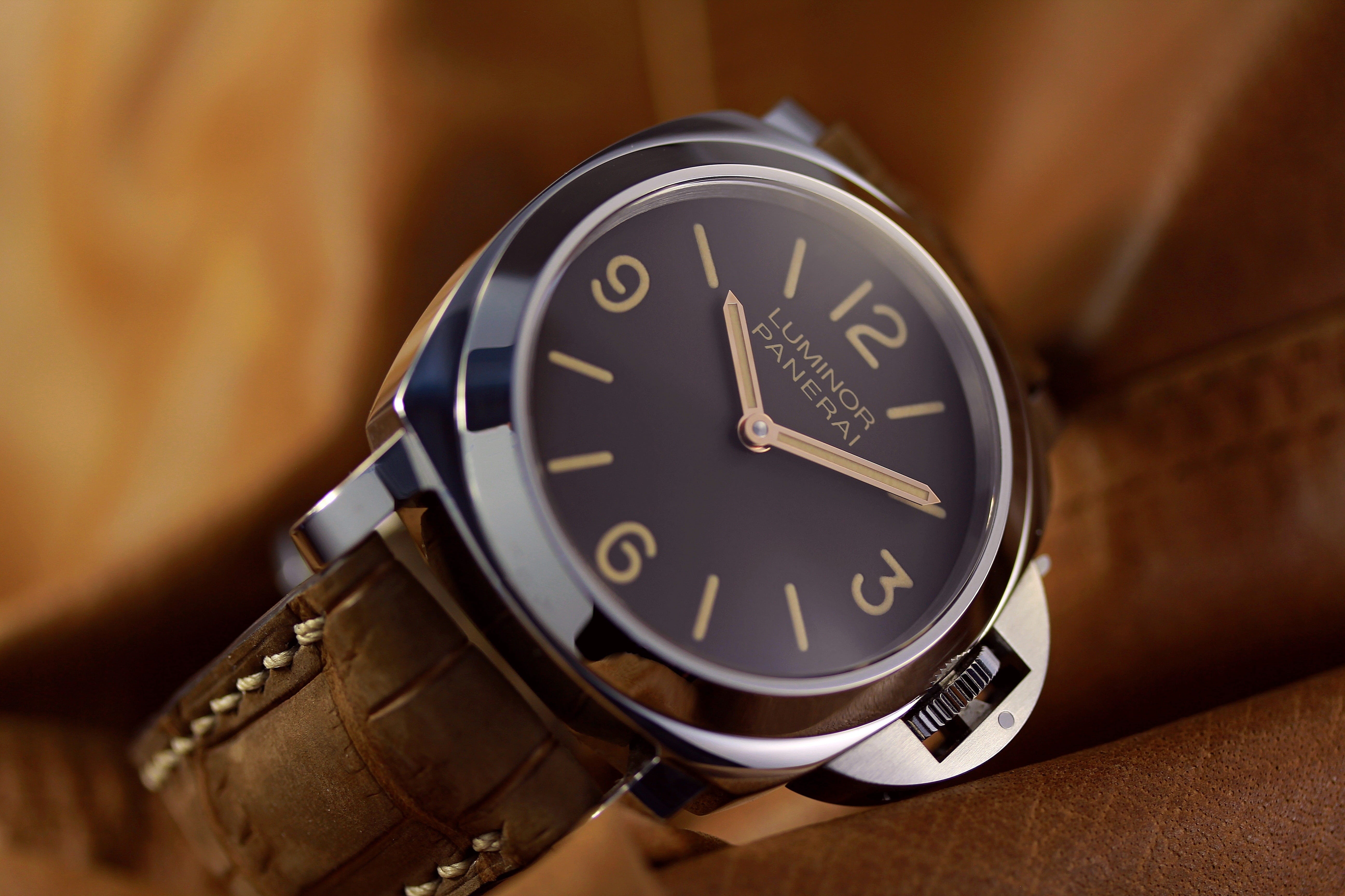 metal, base, clock hand, leather, number, minute hand, checking the time, deadline, personal accessory, marina, studio shot, timer, colored background, HD Wallpaper