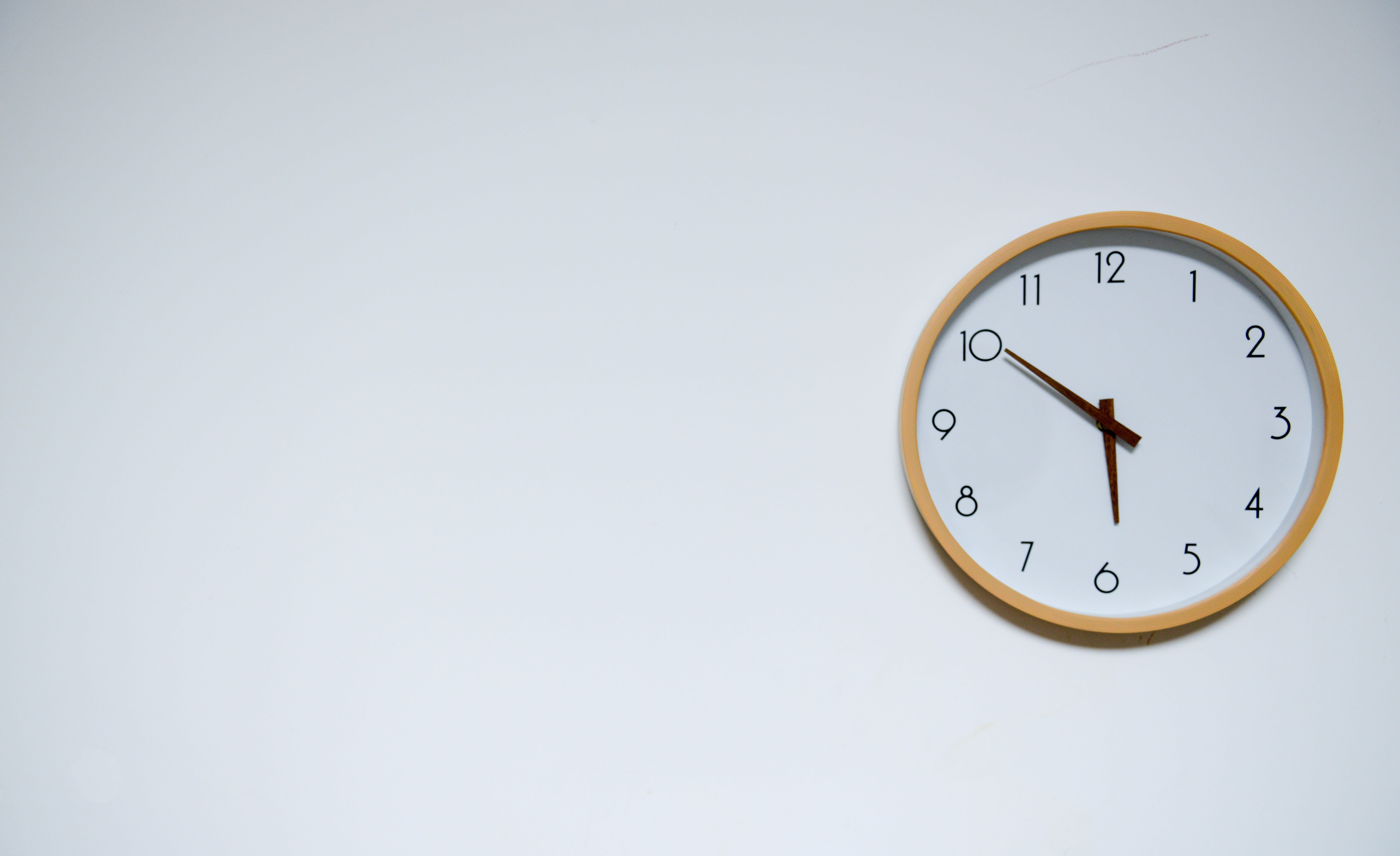 white color, wall clock, clock, white background, minutes, wall, clock face, indoors, checking the time, studio shot, hours, circle, single object, copy space, HD Wallpaper
