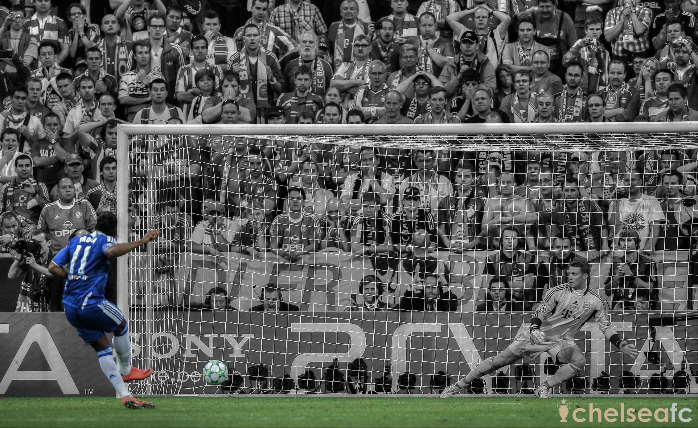 men, playing, leisure activity, sport, built structure, crowd, chelsea fc didier drogba, rear view, 1080P, standing, real people, outdoors, people, architecture, HD Wallpaper