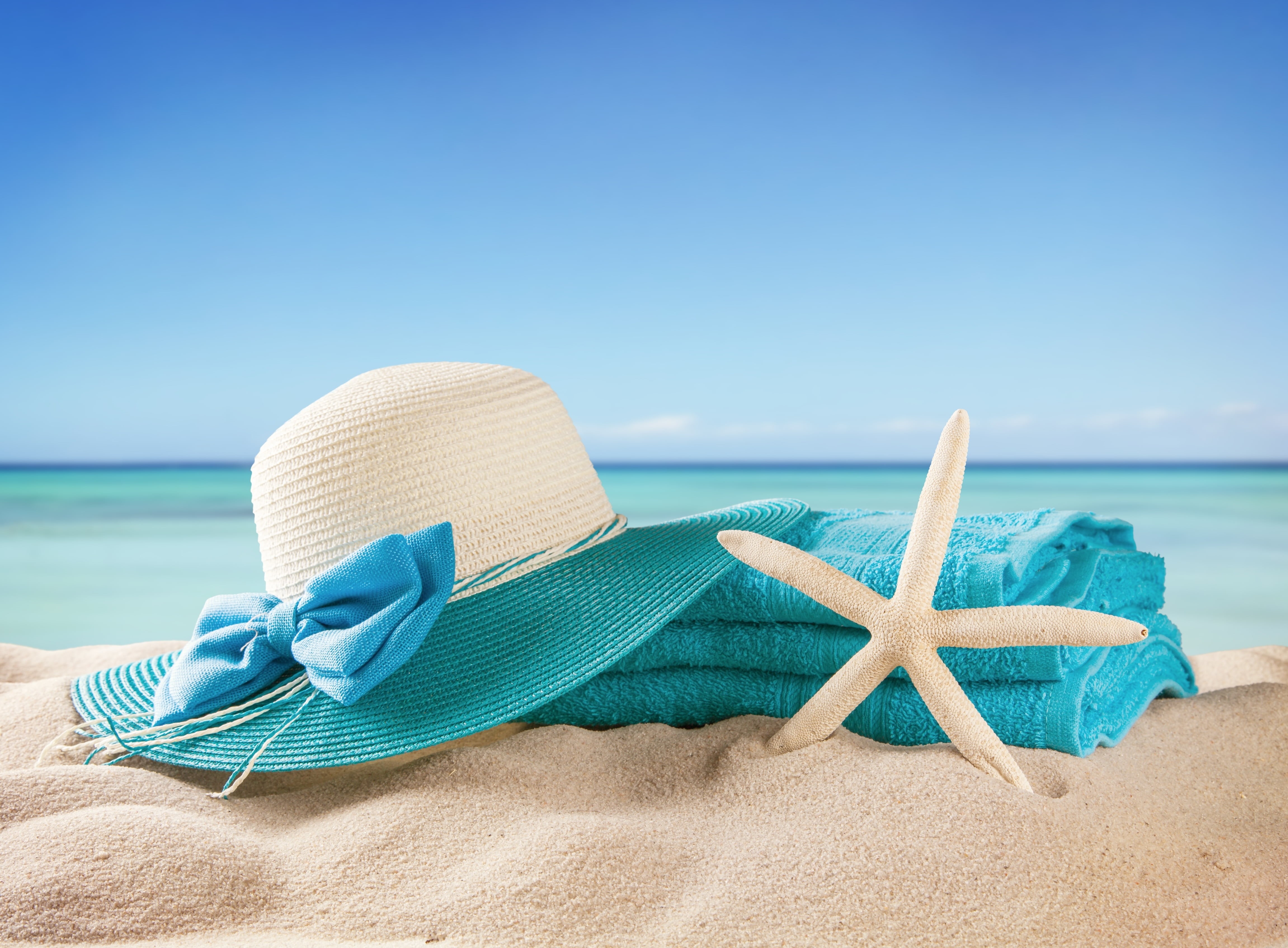 relaxation, no People, tranquil Scene, hat, water, starfish, sky, animal Shell, sunny, coastline, island, horizon over water, outdoors, the sun, sun Hat, HD Wallpaper