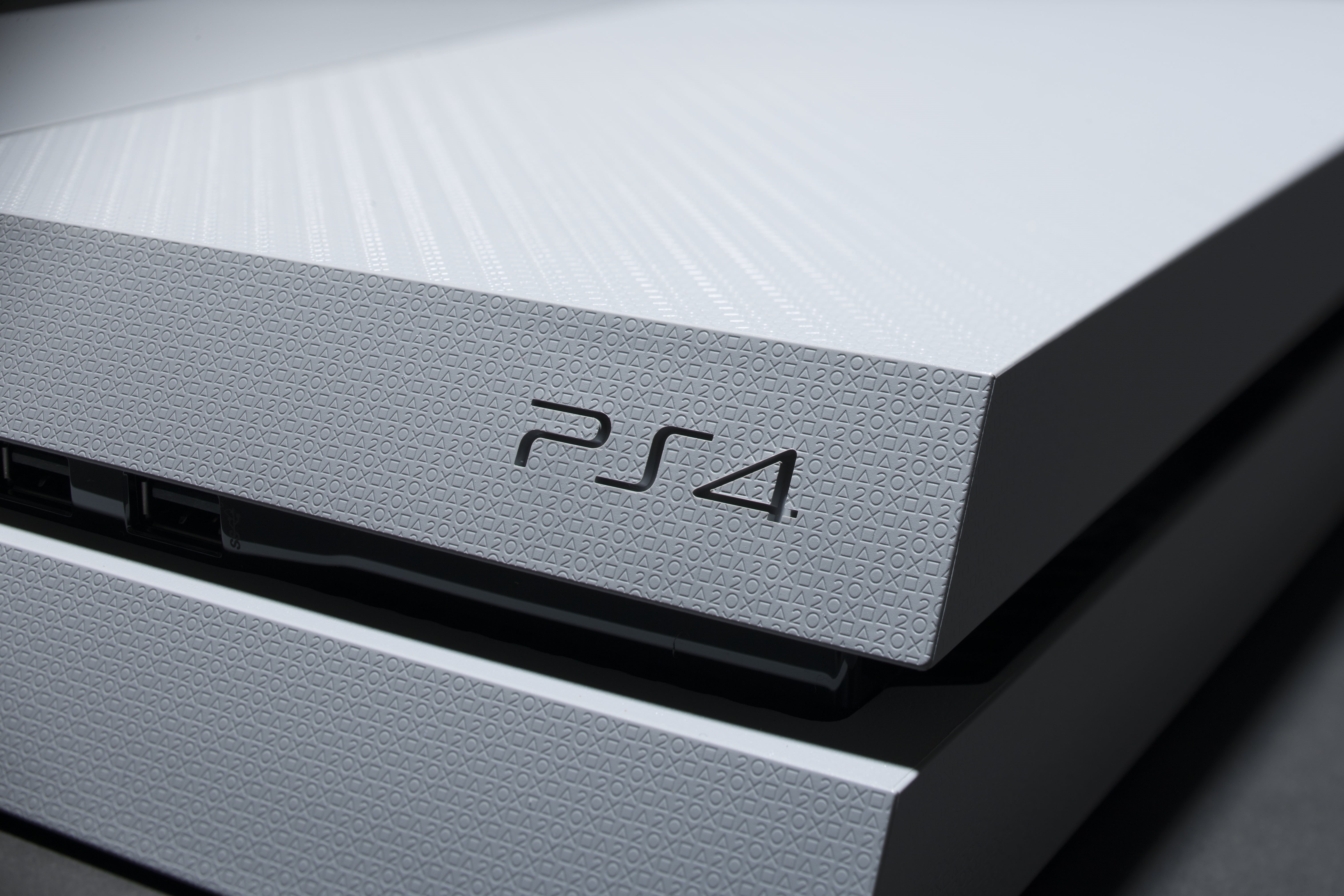 order, wireless technology, close-up, technology, game console, still life, computer Network, original, copy space, gray, computer, ps4, western script, HD Wallpaper