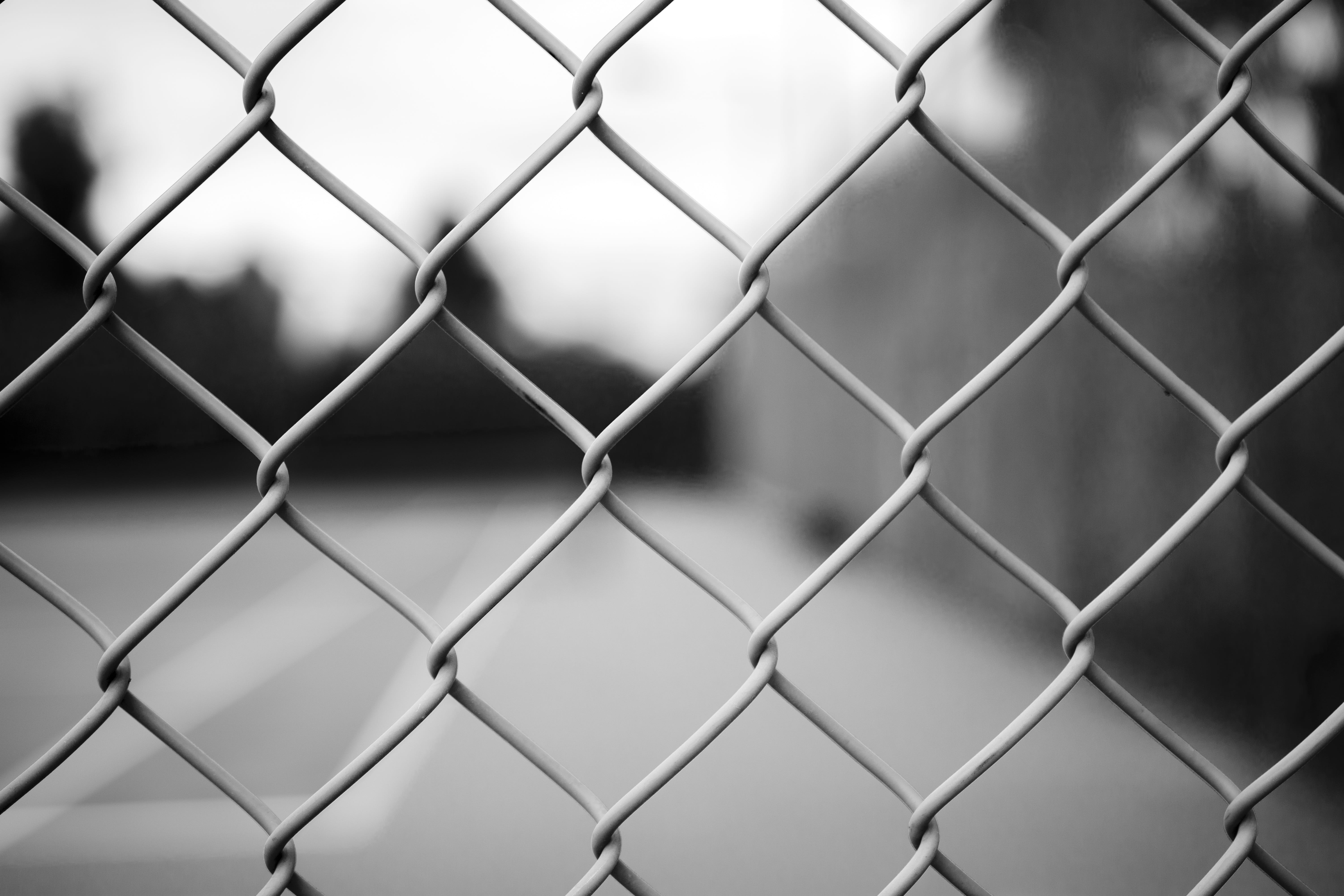 5K, focus on foreground, no people, outdoors, chainlink fence, blurred background, photography, link, security, curtain, safety, full frame, backgrounds, HD Wallpaper