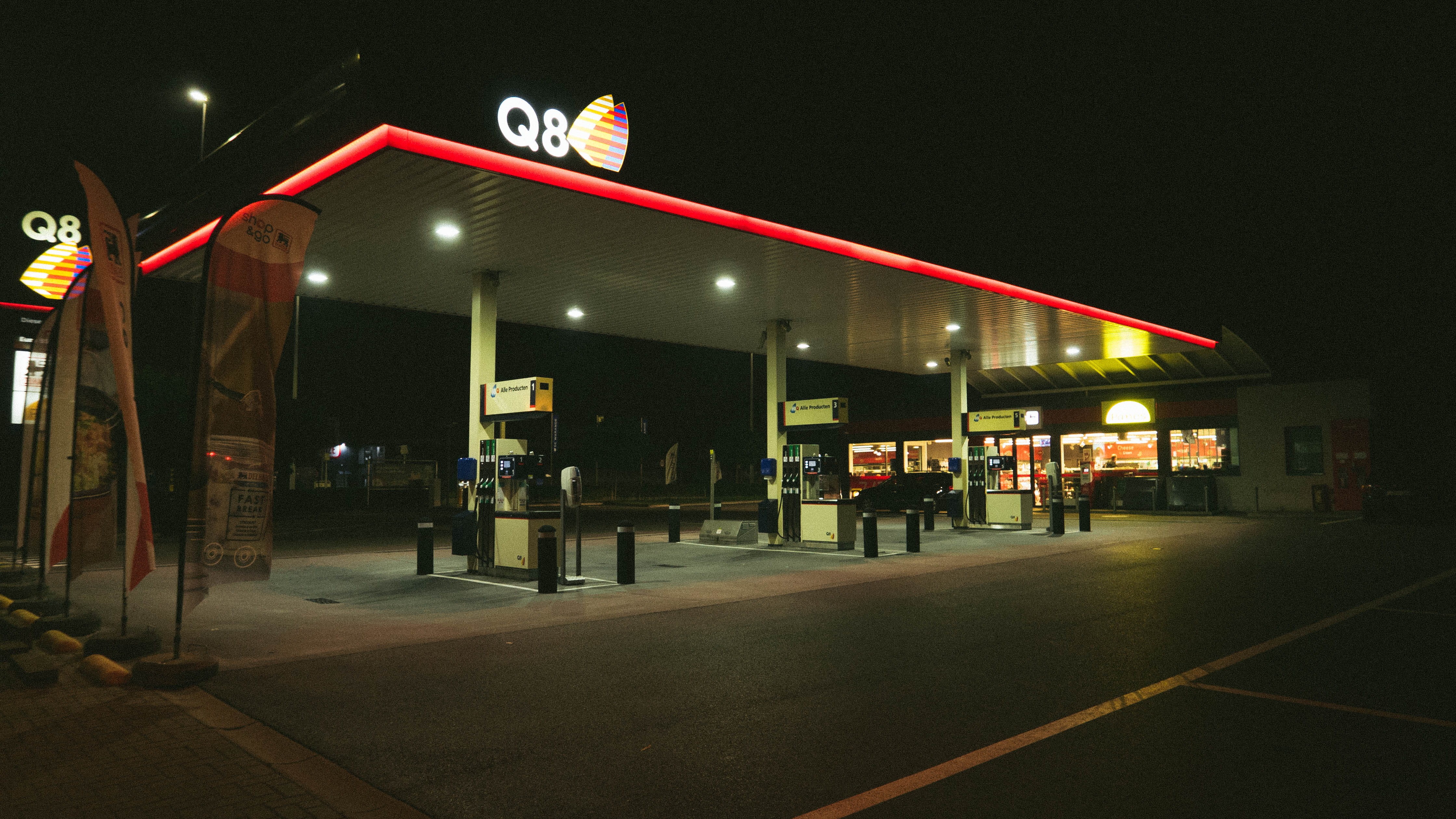 oil industry, neon, sign, night, building exterior, text, gasoline, built structure, 4K, q, travel, architecture, station, refueling, transportation, fossil fuel, HD Wallpaper