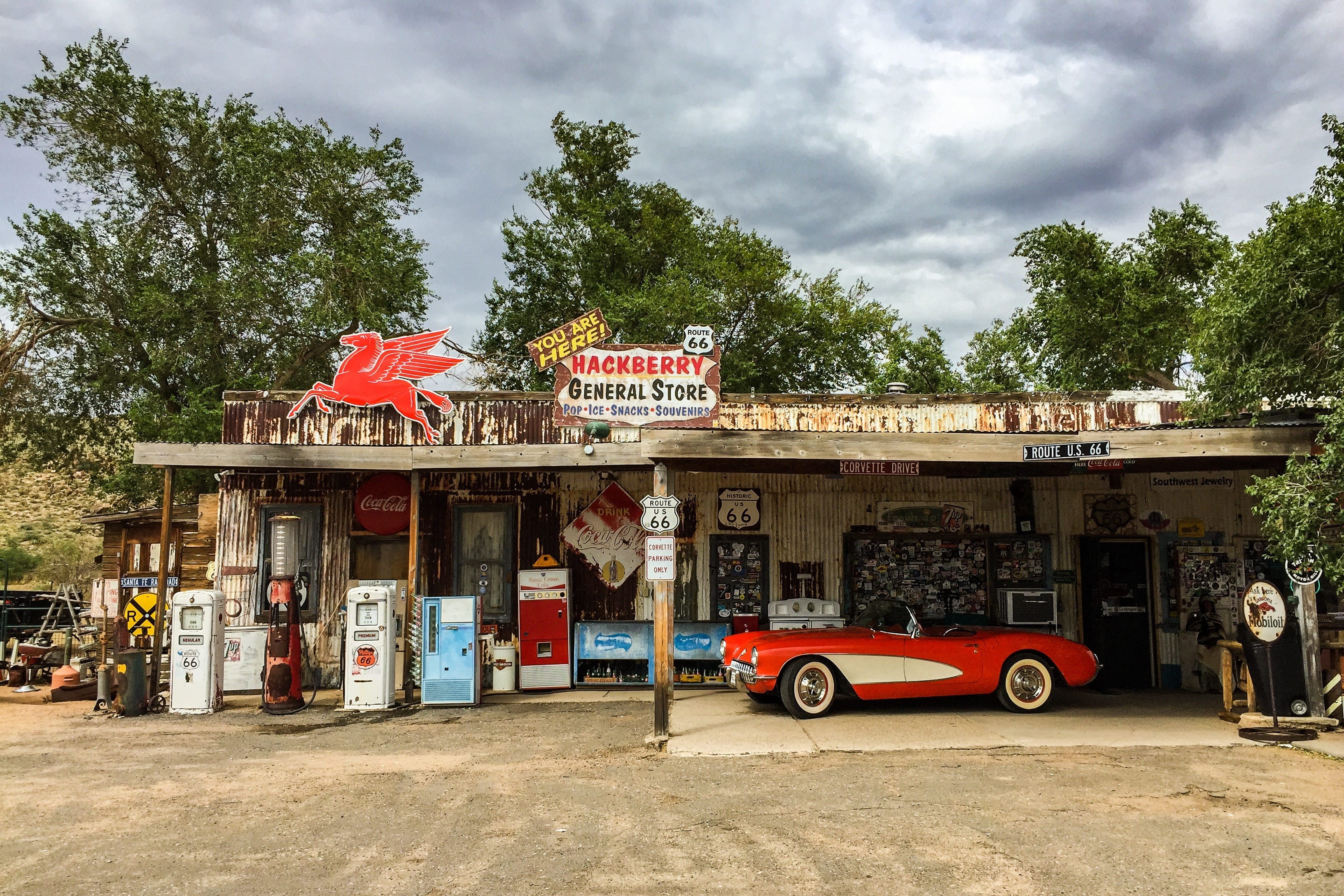 gas station, route 66, transportation, 2K, outdoors, day, mode of transportation, plant, city, communication, store, united states, motor vehicle, land vehicle, HD Wallpaper