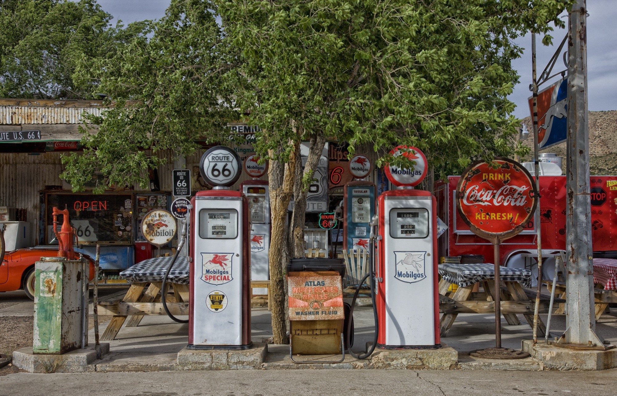 1080P, white, city, building exterior, security, day, vintage gas station, text, outdoors, graffiti, store, protection, nostalgic, shop, sign, classic, HD Wallpaper