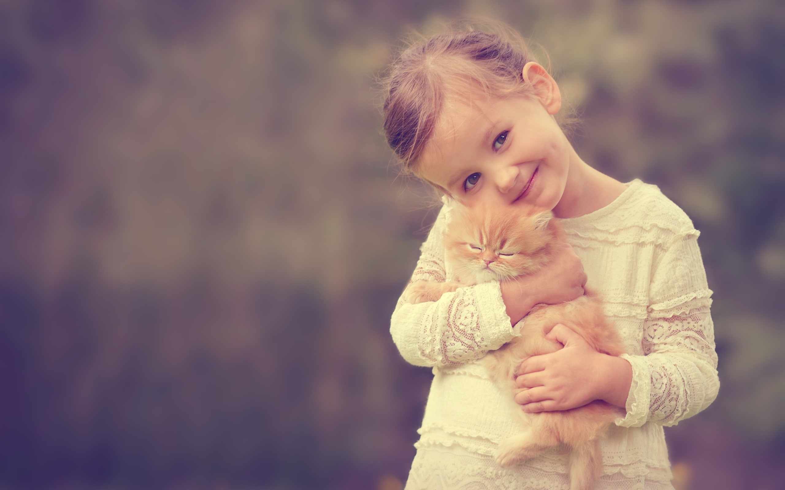 Cute, Girl, Cat, 2K, Holding, Smile, HD Wallpaper