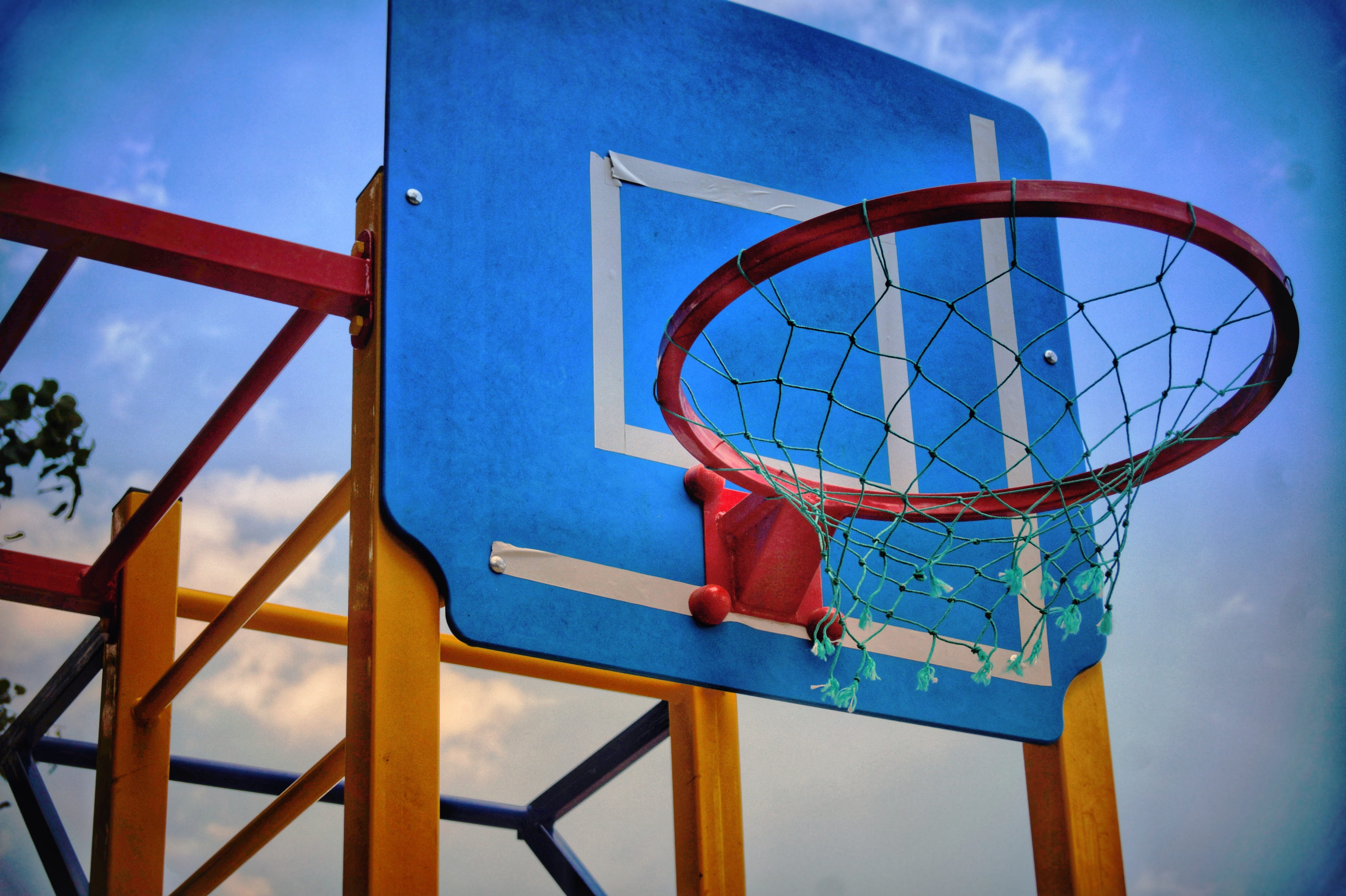 red, relaxation, built structure, sport, metal, city, focus on foreground, play, blue, game, shape, basketball, absence, basket, no people, net - sports equipment, HD Wallpaper