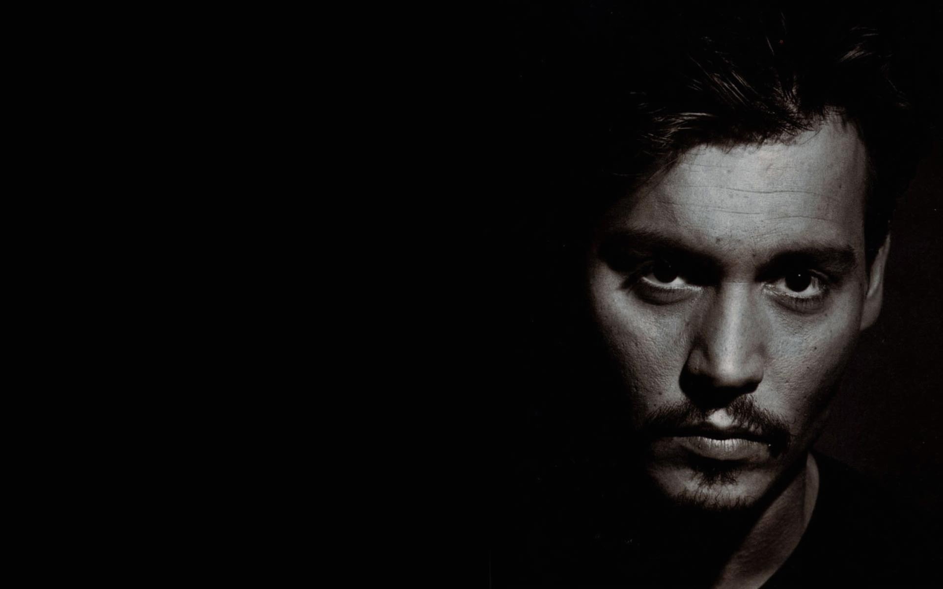 human body part, copy space, Johnny Depp, close-up, celebrity, portrait, studio shot, 1080P, dark, young men, men, emotion, headshot, serious, looking at camera, HD Wallpaper