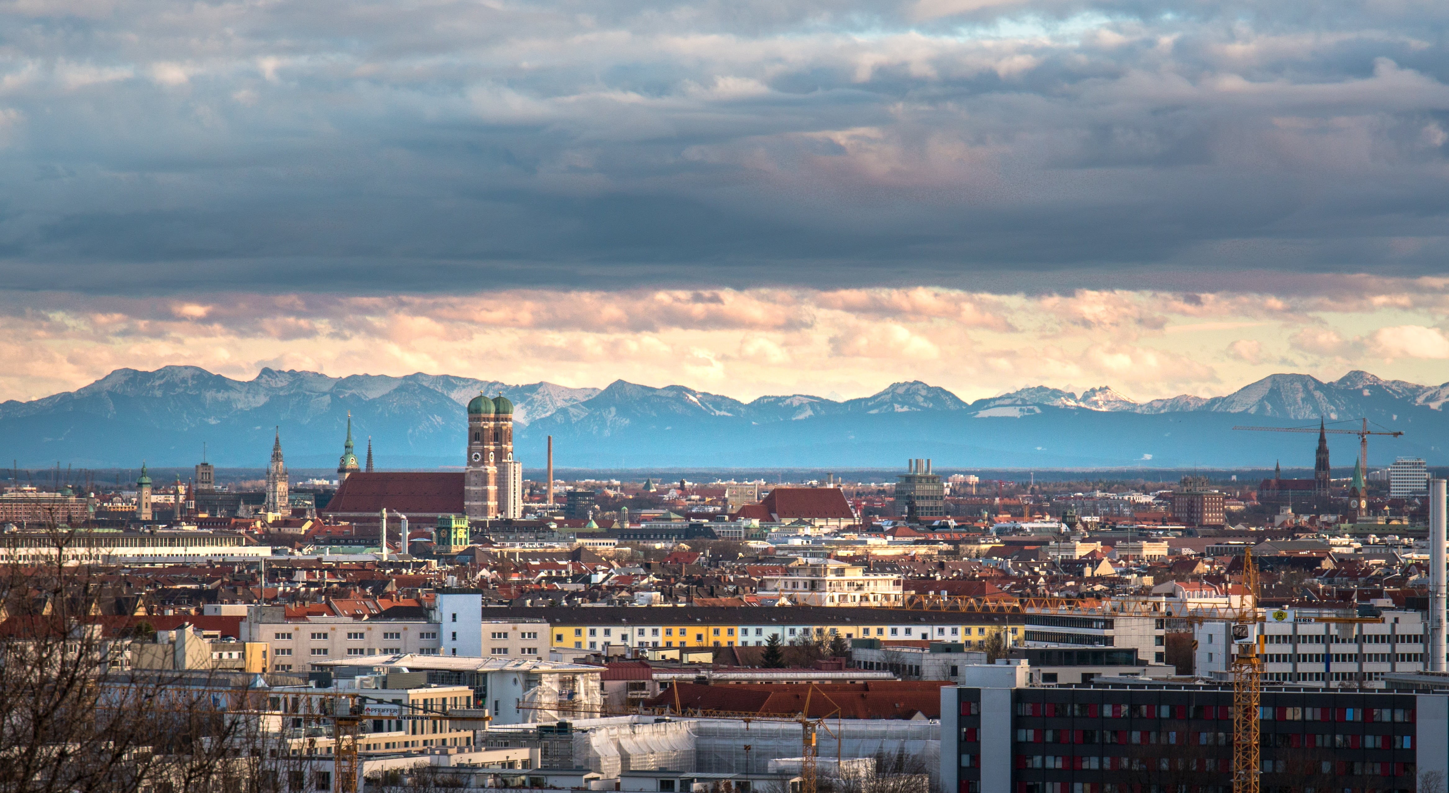 4K, view, clouds, munich, apartment, cloud - sky, mountain, architecture, city, viewpoint, landscape, vision, romantic, nature, olympic stadium, city life, HD Wallpaper