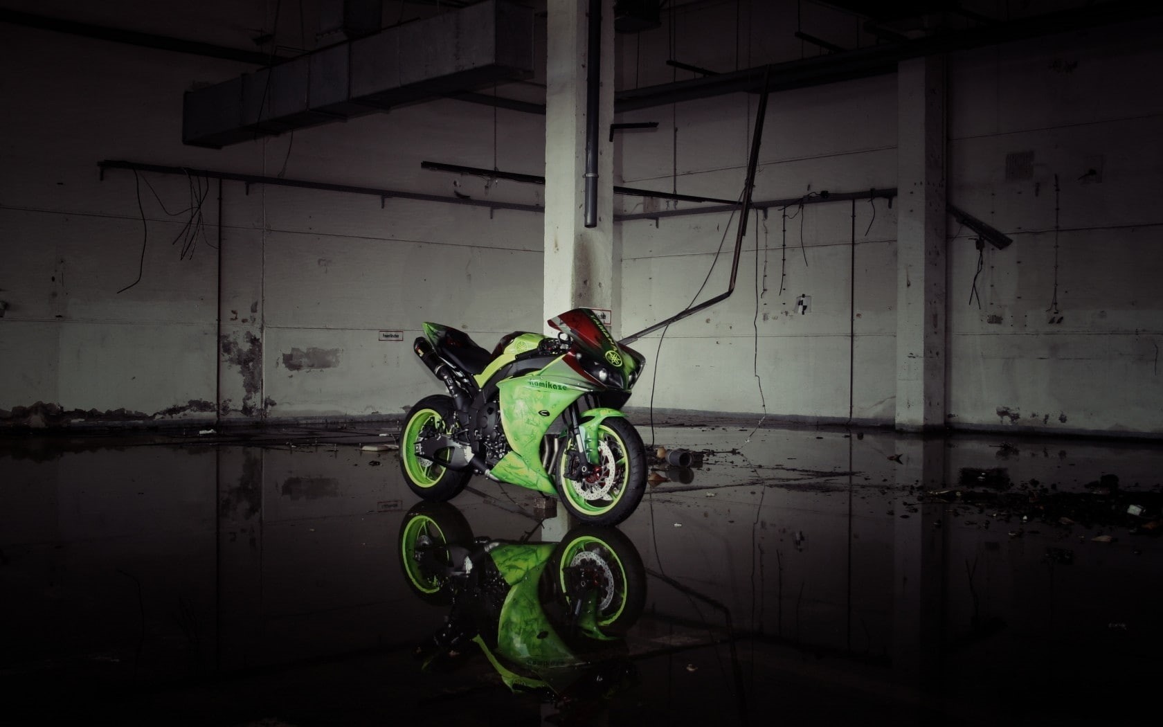 yamaha yzf r1, yamaha, 720P, yzf, motor, green, r, HD Wallpaper