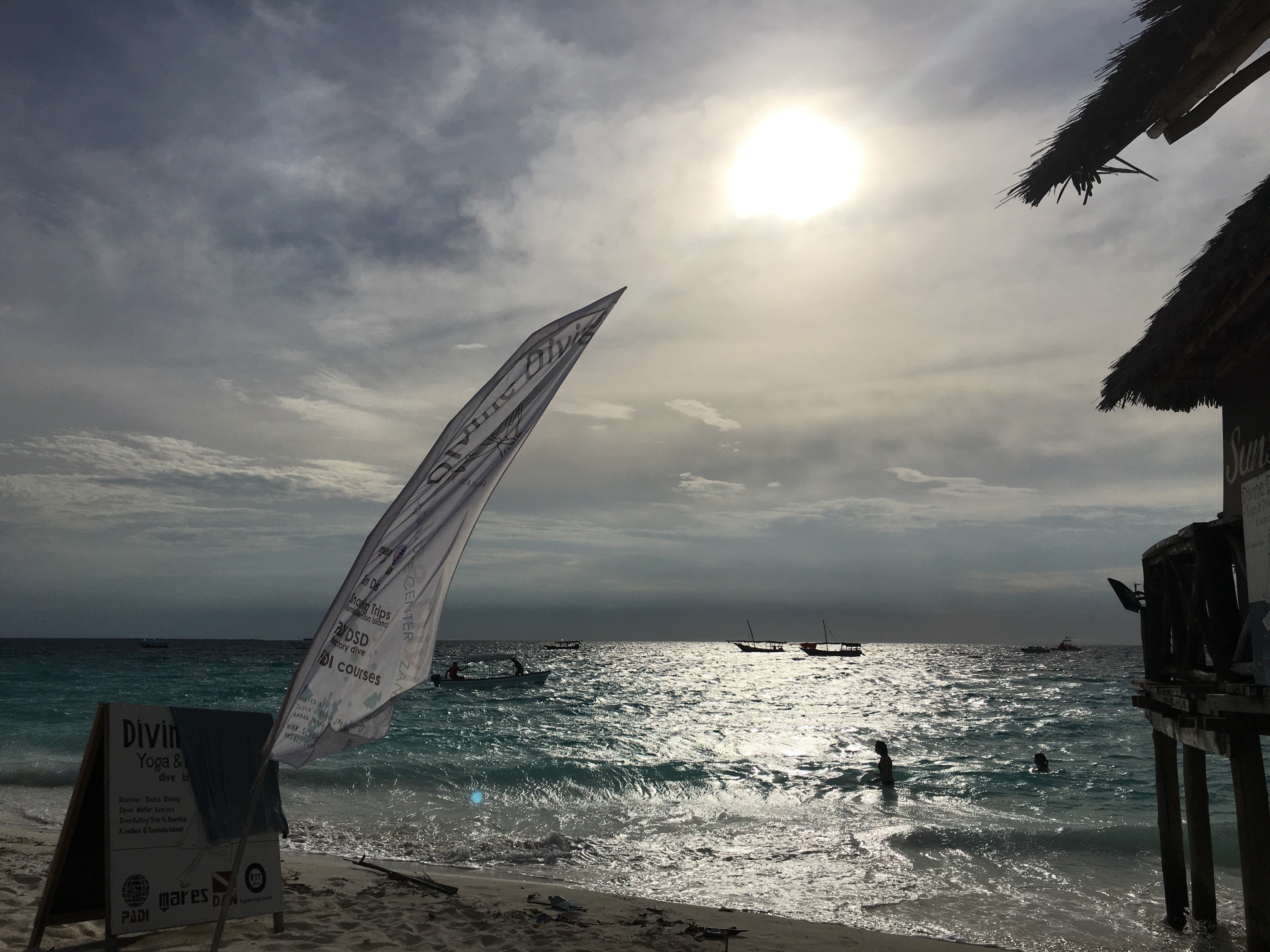 nature, sunlight, beach, cloud - sky, sky, zanzibar, land, incidental people, motion, africa, horizon, horizon over water, sailboat, sea, nautical vessel, HD Wallpaper